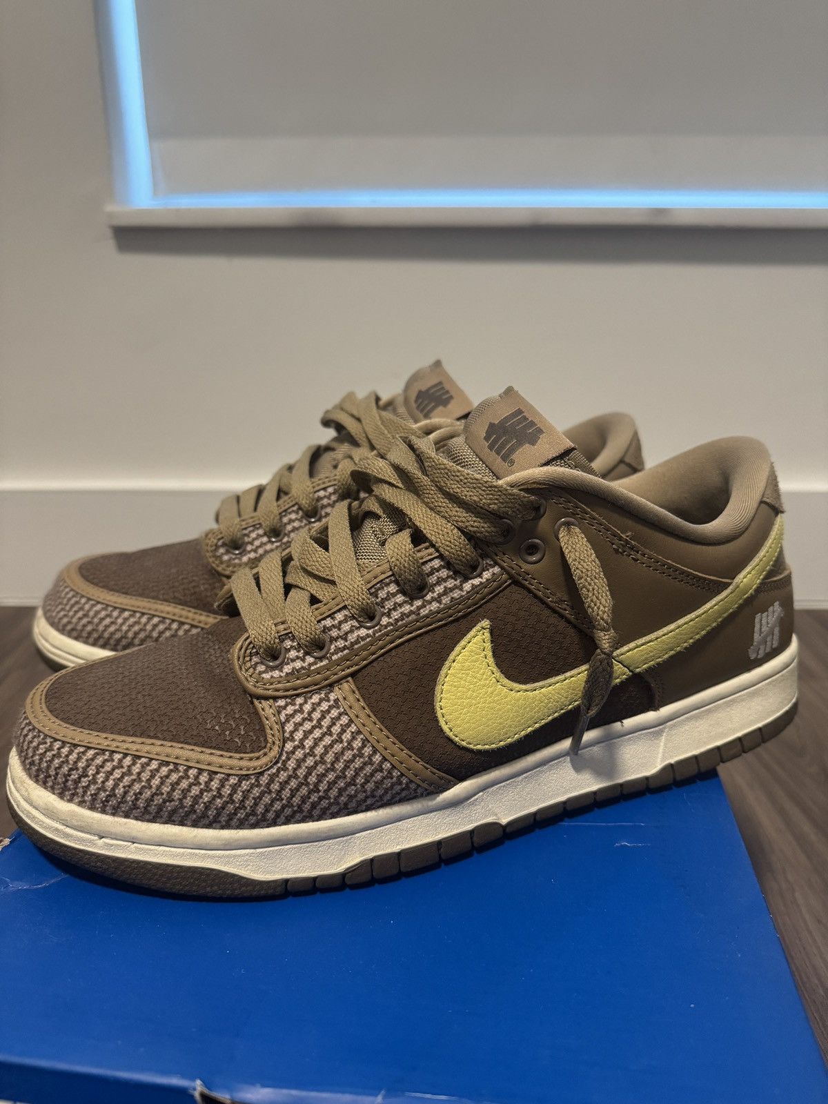 Nike × Undefeated NIKE X UNDEFEATED DUNK LOW Size US 10 / EU 43 - 2 Thumbnail