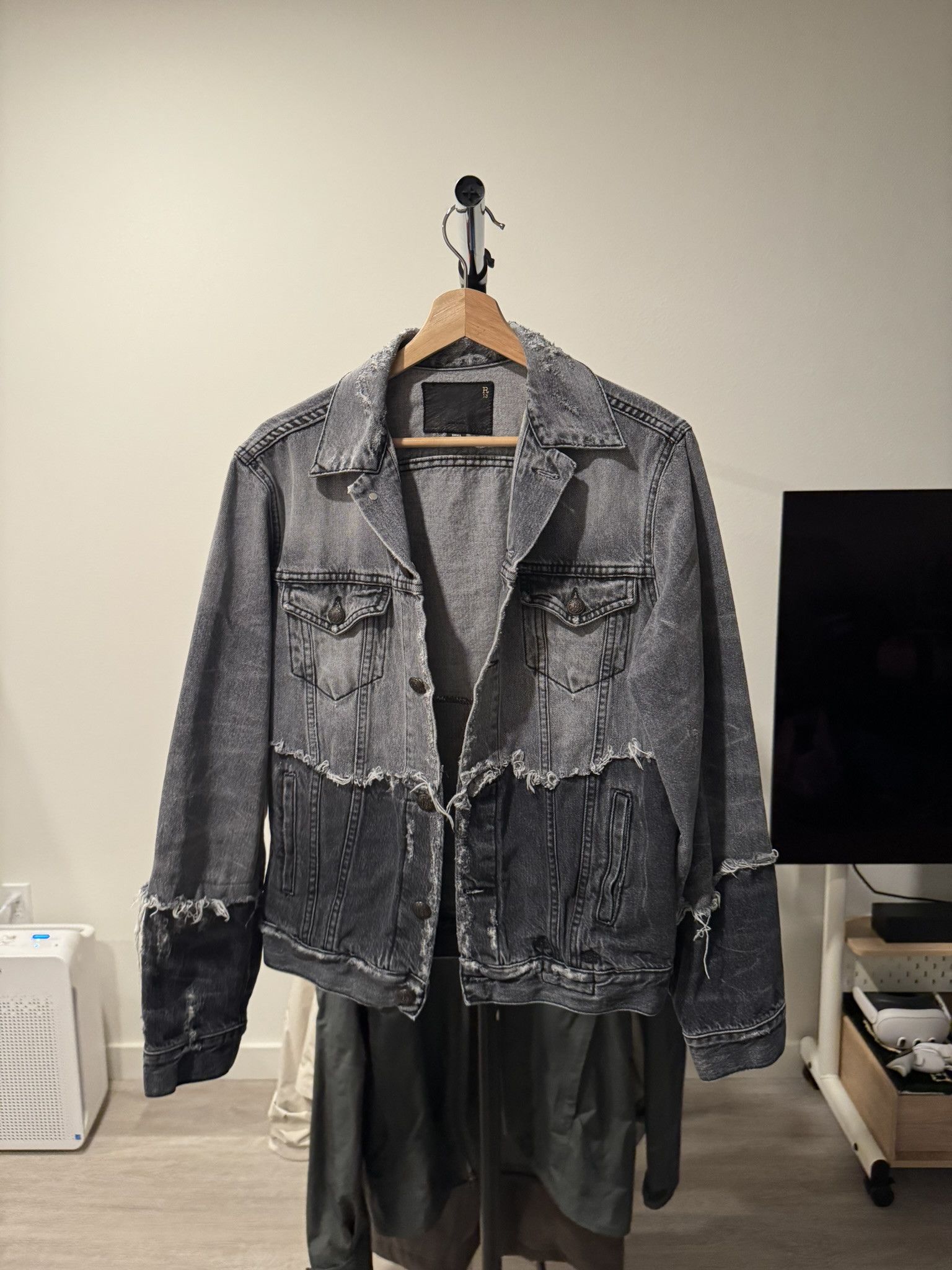 R13 R13 Double Shredded Raglan Trucker Denim Jacket. Size US S / EU 44-46 / 1 - 1 Thumbnail