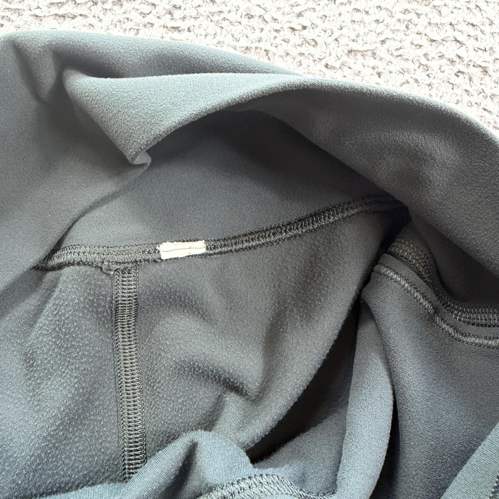 Lululemon Lululemon High Waisted Leggings Womens 2 Gray Athletic Yoga Size 26" / US 2 / IT 38 - 5 Thumbnail