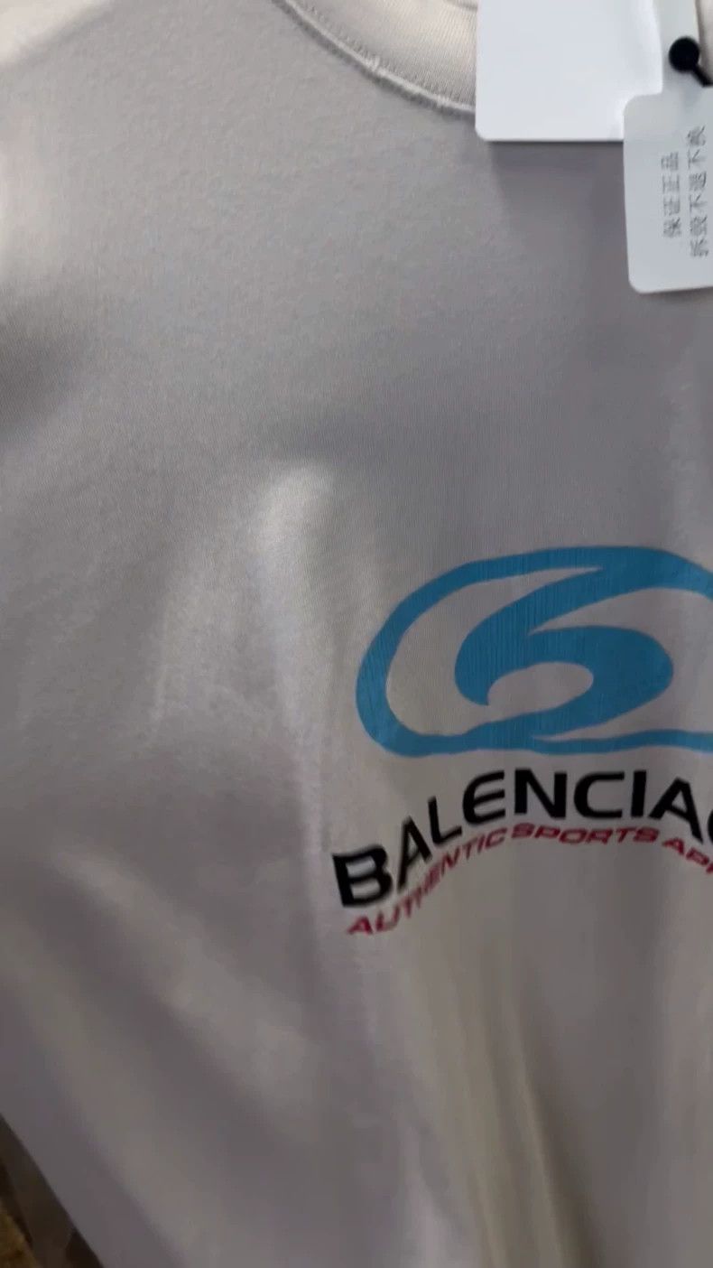 Balenciaga Balenciaga short sleeves 2504-Nextarrow Size US S / EU 44-46 / 1 - 1 Thumbnail