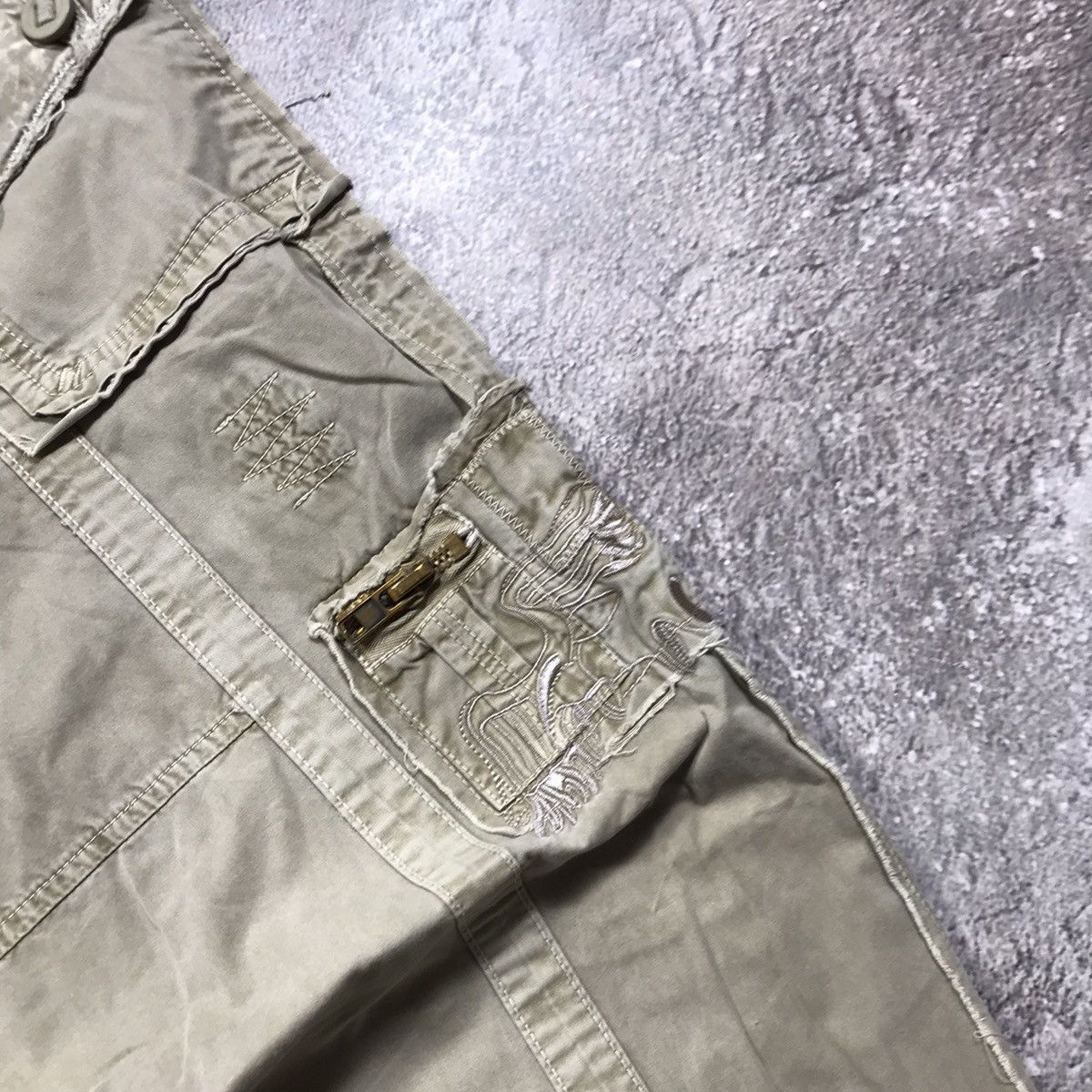 Vintage Vintage Y2K Baggy Cargo Pants Distressed Tactical Streetwear Size 29" - 3 Thumbnail