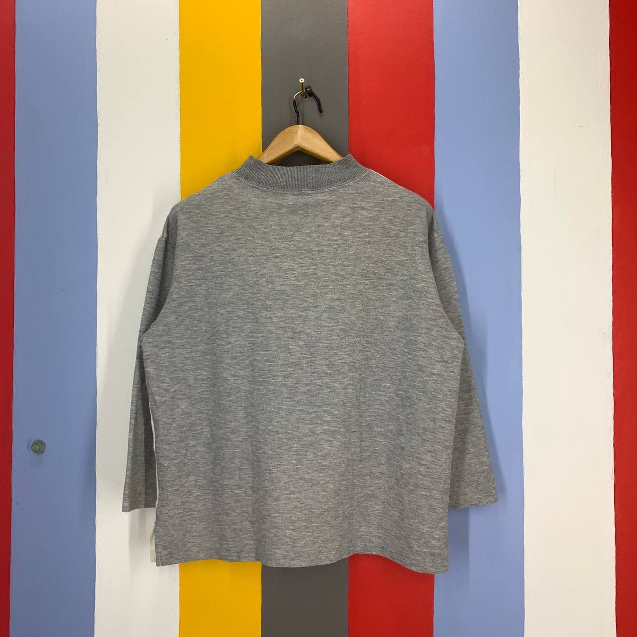 Mickey Mouse Vintage MICKEY MOUSE by DIA CLUB Sweatshirt #2281/24 Size US L / EU 52-54 / 3 - 13 Thumbnail