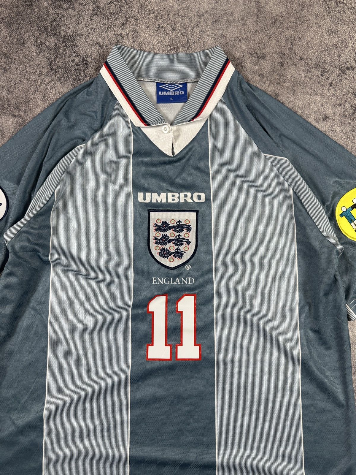 Umbro Vintage Umbro England Heskey 11 Soccer Jersey Blokecore XL Size US XL / EU 56 / 4 - 2 Thumbnail