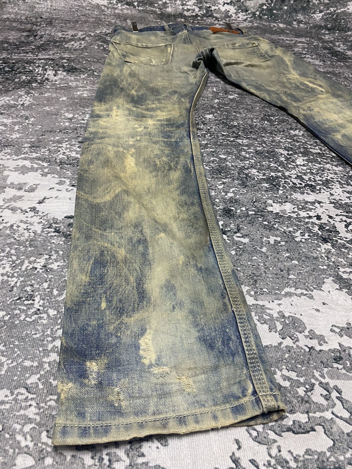 Diesel Vintage Diesel Industry Distressed Denim Jeans Made in Italy Size US 32 / EU 48 - 13 Thumbnail