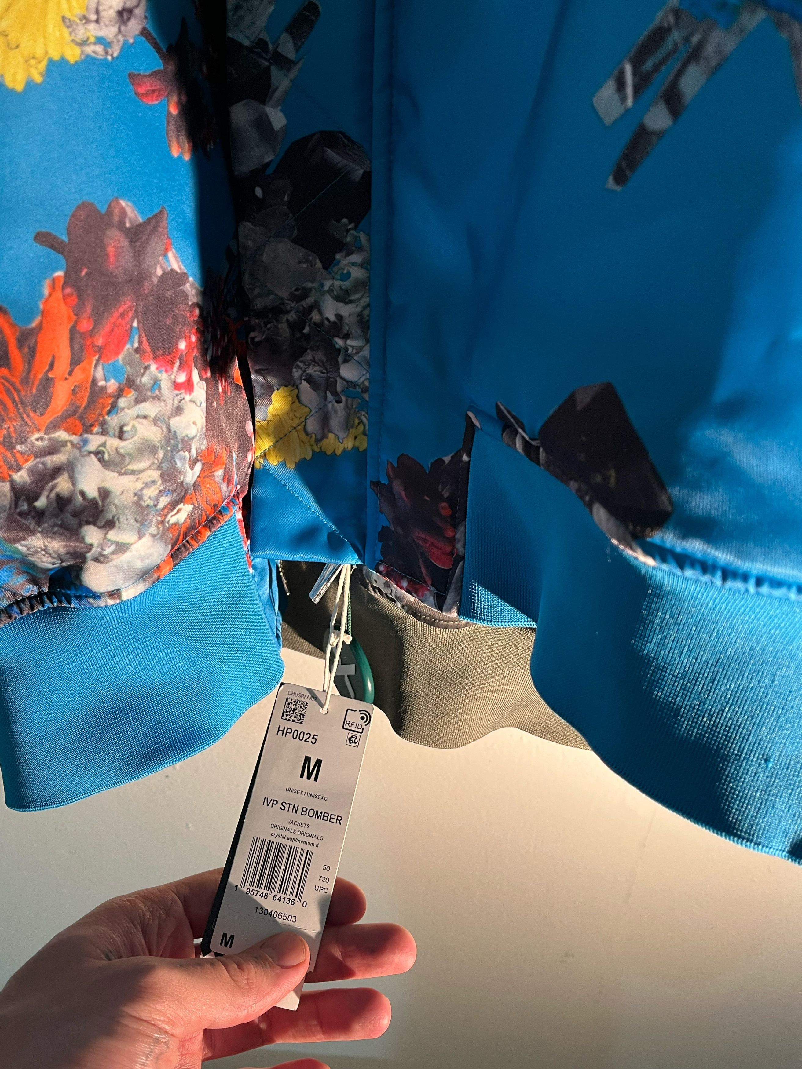 Adidas × Ivy Park NWT ADIDAS x IVY PARK Ivytopia Satin Bomber Jacket - Size US M / EU 48-50 / 2 - 7 Thumbnail