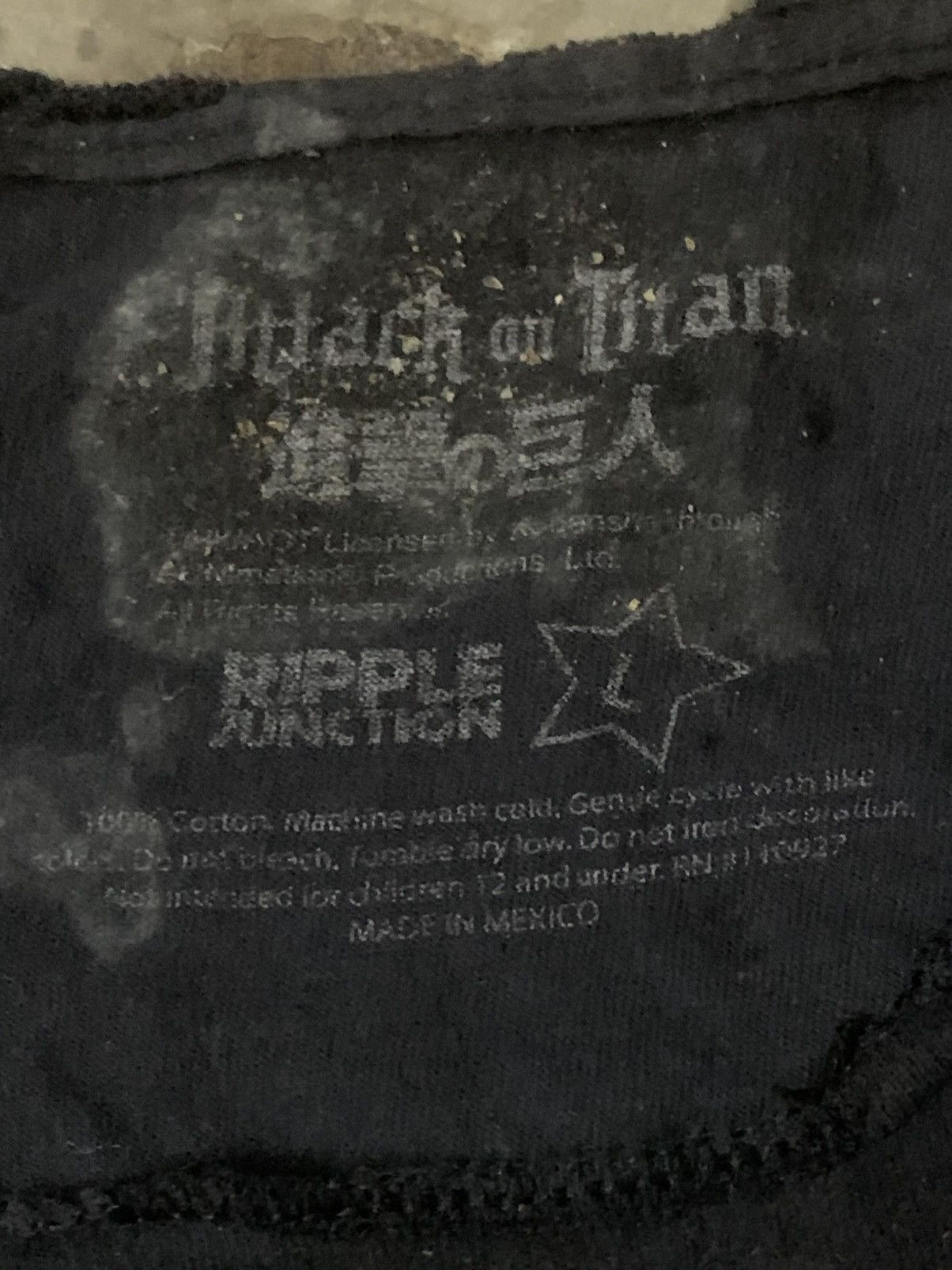 Anime × Japanese Brand Attack On Titan Sleeveless Tee Size US L / EU 52-54 / 3 - 3 Thumbnail