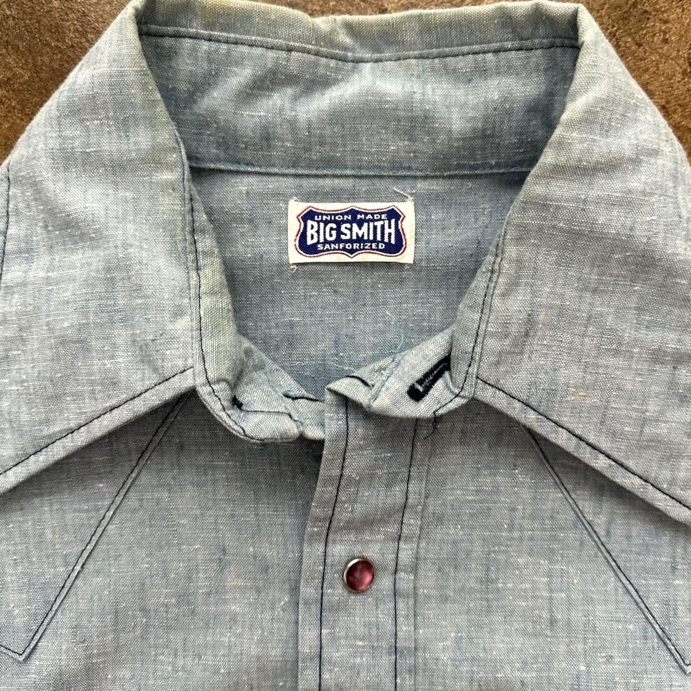 Vintage VINTAGE Big Smith Chambray Button Up Shirts Sanforized 70s L Long Sleeve Mens Mens Size US L / EU 52-54 / 3 - 3 Thumbnail