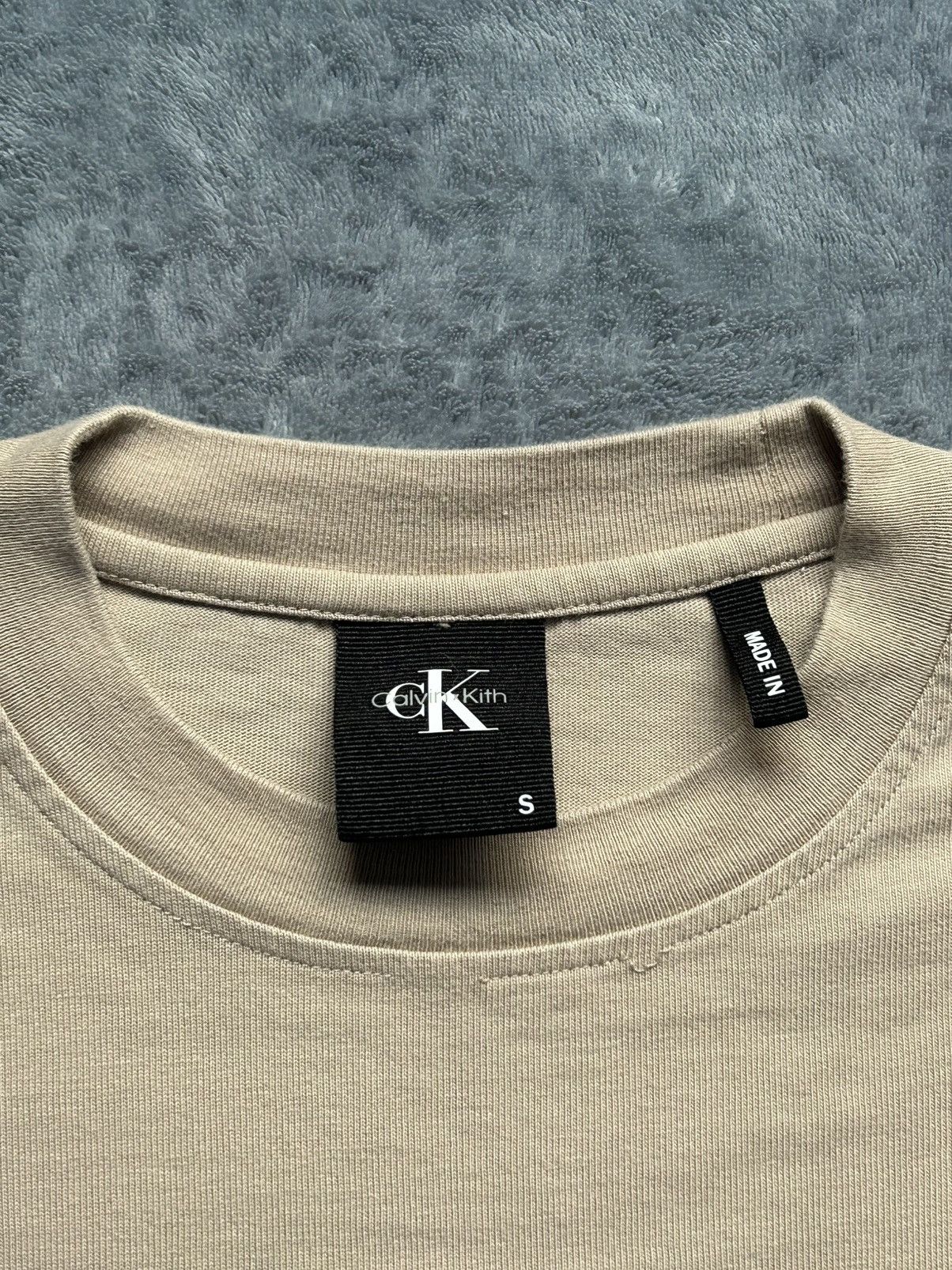 Calvin Klein × Kith Kith x Calvin Klein L/S Lax Tee 'Molecule' FW21 — Size Small Size US S / EU 44-46 / 1 - 10 Thumbnail