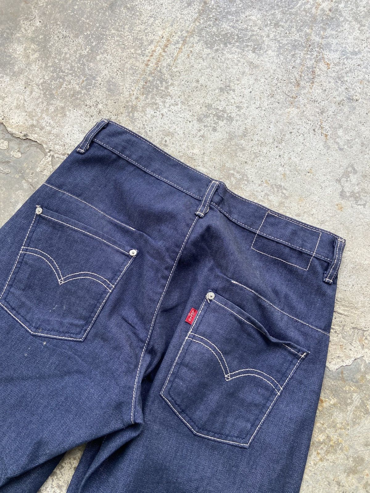 Engineered Garments × Levi's Vintage Levis Engineered 3D Cut Twisted Leg Baggy Denim Pant Size US 32 / EU 48 - 6 Thumbnail
