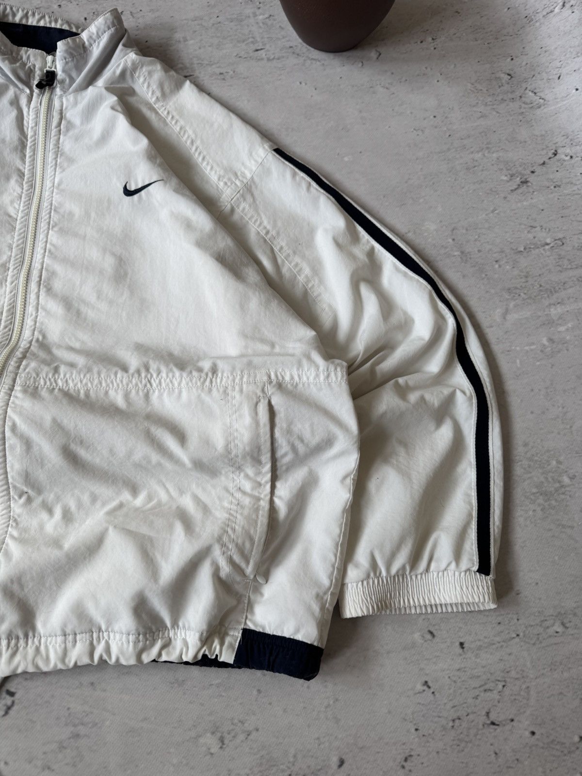 Nike × Vintage NIKE VINTAGE BASIC LOGO OVERSIZE BAGGY LIGHT JACKET Size US XL / EU 56 / 4 - 5 Thumbnail