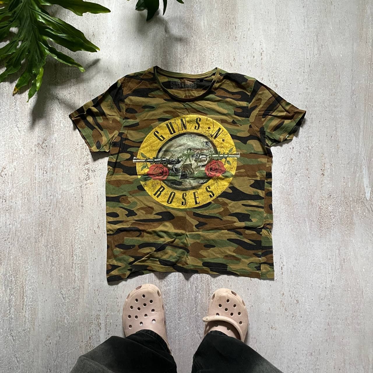 VINTAGE Y2K GUNS N ROSES AMAZING CAMO RARE BAND T SHIRT 193