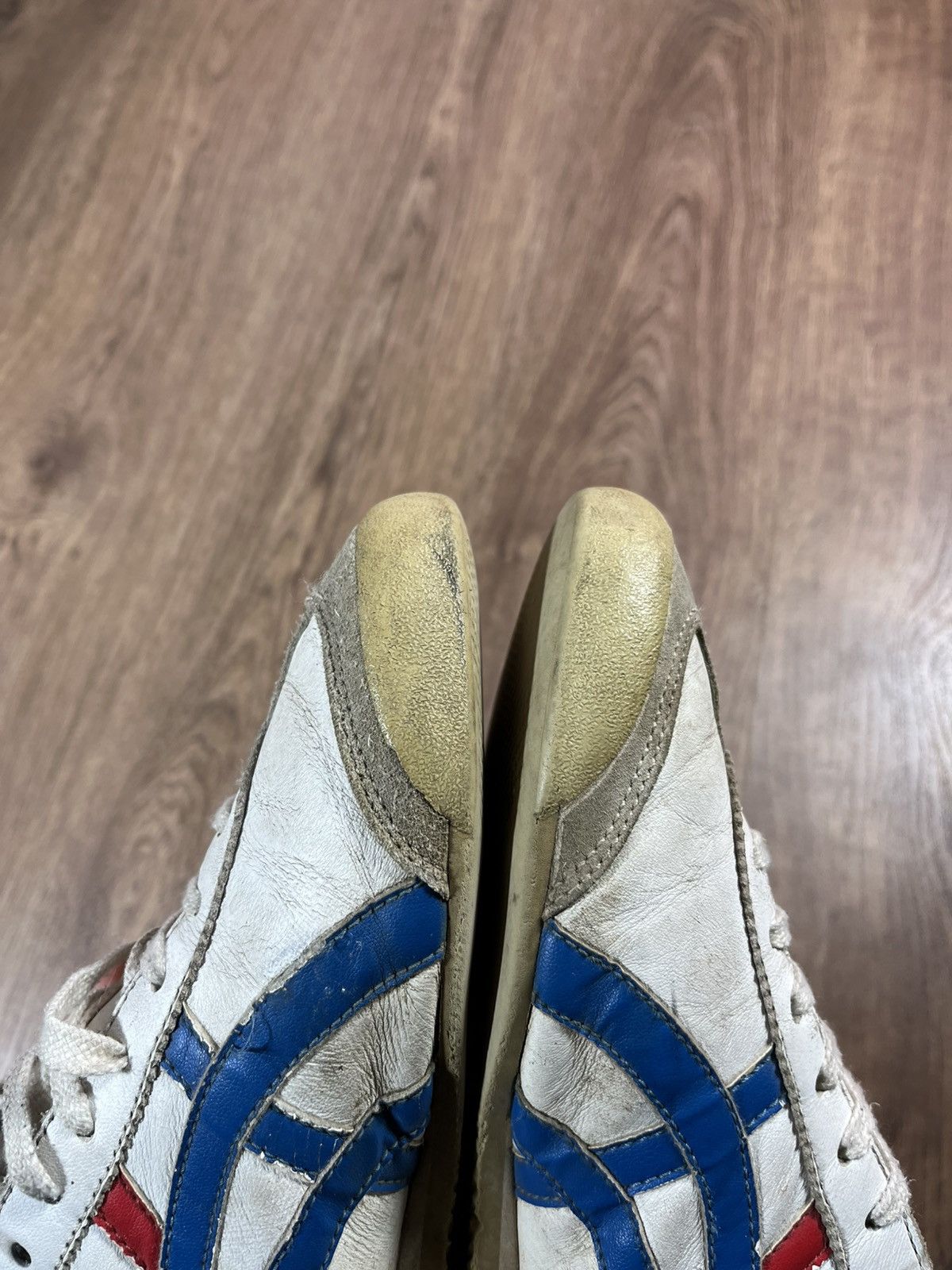 Asics Asics Onitsuka Tiger🐯 Distressed Vintage Sneakers Size US 10 / EU 43 - 7 Thumbnail