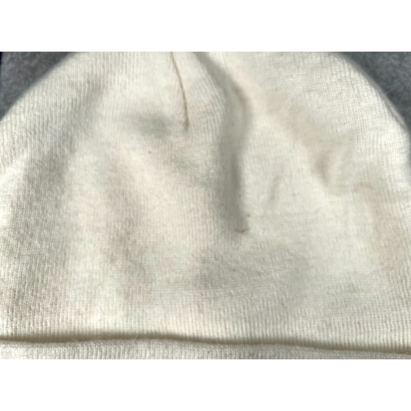 Vintage D&Y Beanie Hat/Toque White One Size Women Knit 100% Acrylic Embroidered Casual Winter Winter 100% Acrylic Beanie Womens Size ONE SIZE - 3 Thumbnail