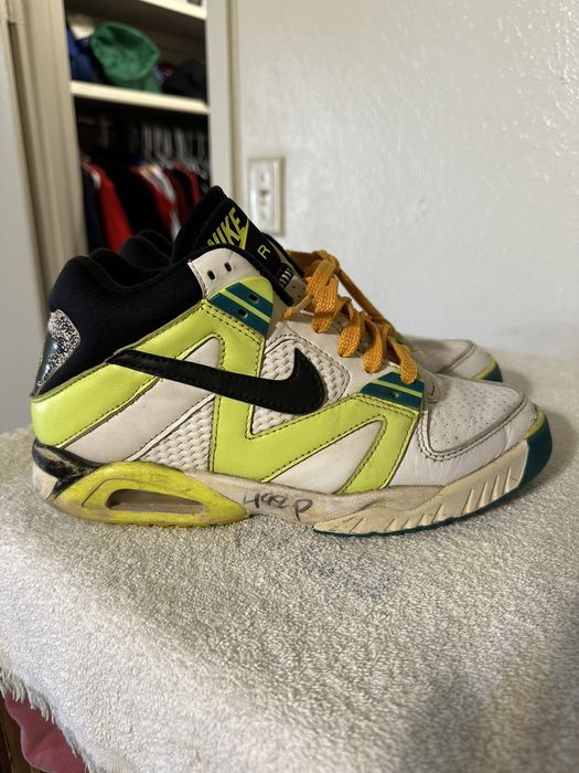 Nike air tech cheap challenge iii og volt