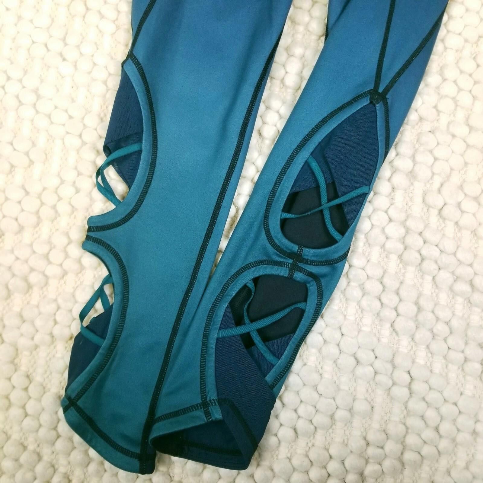 Designer Sweaty Betty Reversible Chandrasana 7/8 Leggings Sz XS Size 26" / US 2 / IT 38 - 3 Thumbnail