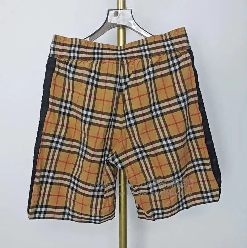 Burberry Burberry Summer Khaki Cotton Women's Shorts. Size 28" / US 6 / IT 42 - 7 Thumbnail