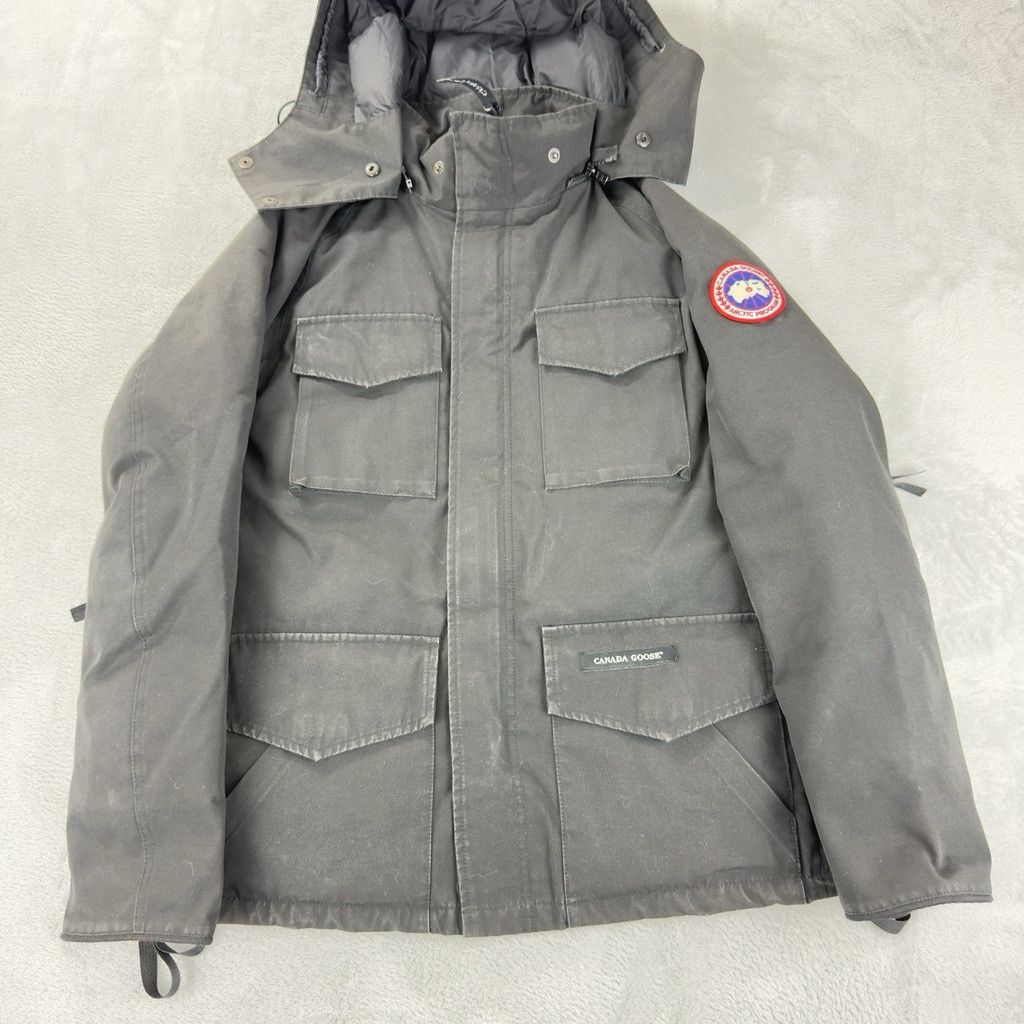 Canada Goose Canada Goose Men's Sz XS Black 100% White Duck Down Kamloops Size US XS / EU 42 / 0 - 15 Thumbnail