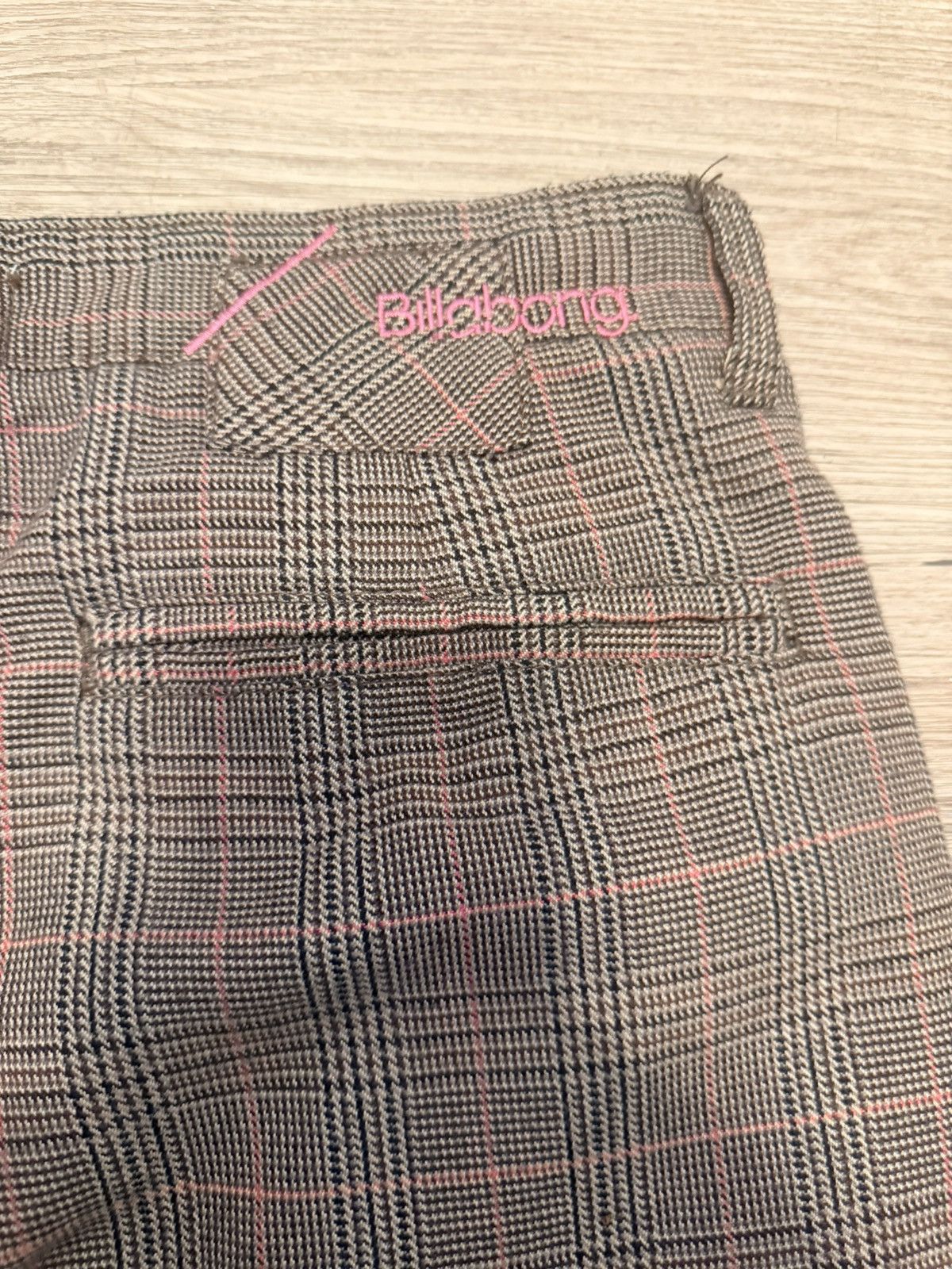 Billabong Plaid Y2K Billabong shorts Size US 31 - 4 Thumbnail