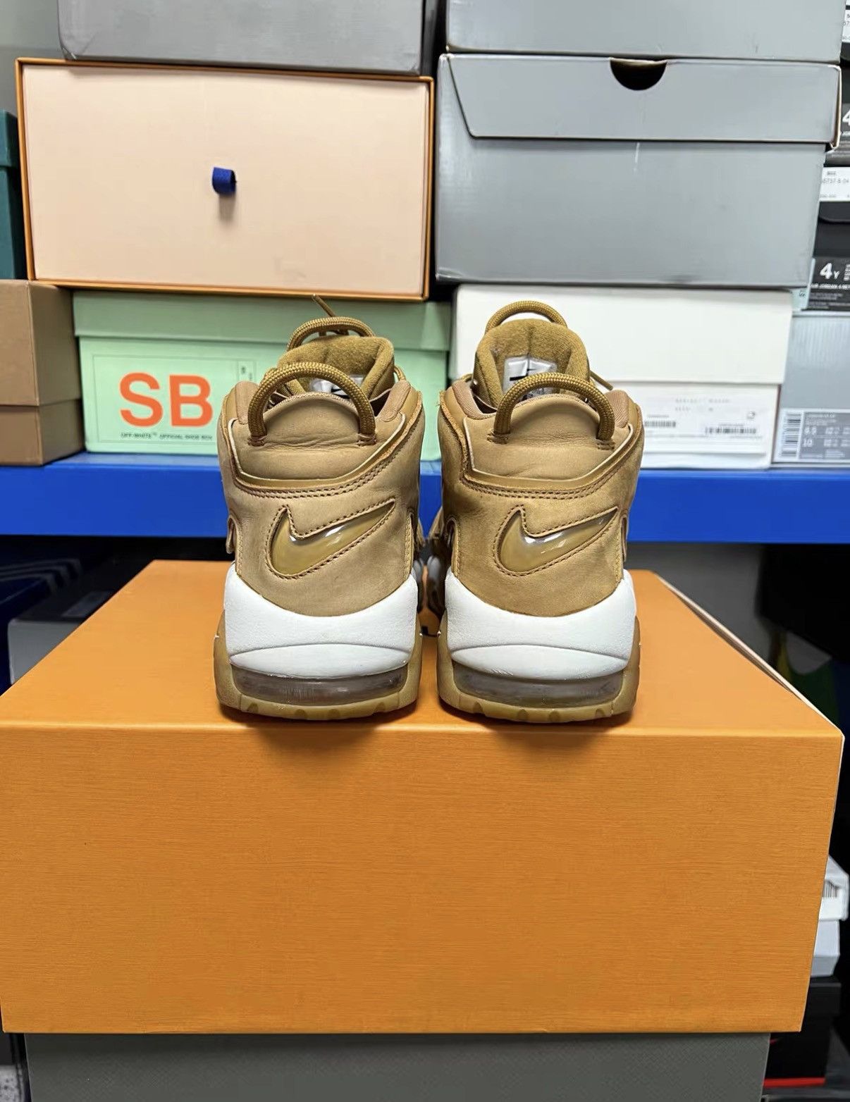 Nike Nike Air More Uptempo Wheat J42 Size US 9.5 / EU 42-43 - 3 Thumbnail