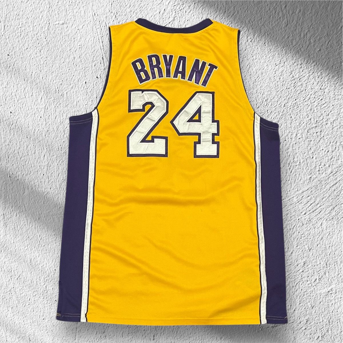 Adidas Kobe Bryant #24 Los Angeles Lakers Yellow Adidas Jersey Size US XL / EU 56 / 4 - 2 Thumbnail