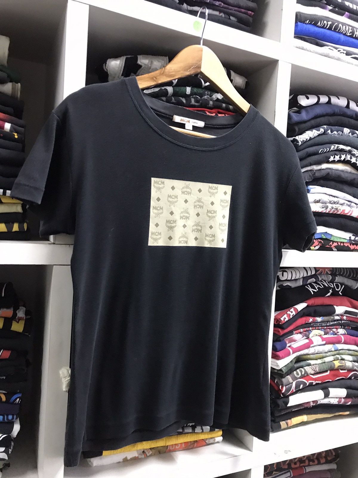 Vintage MCM Legere T-Shirt Size US L / EU 52-54 / 3 - 4 Thumbnail