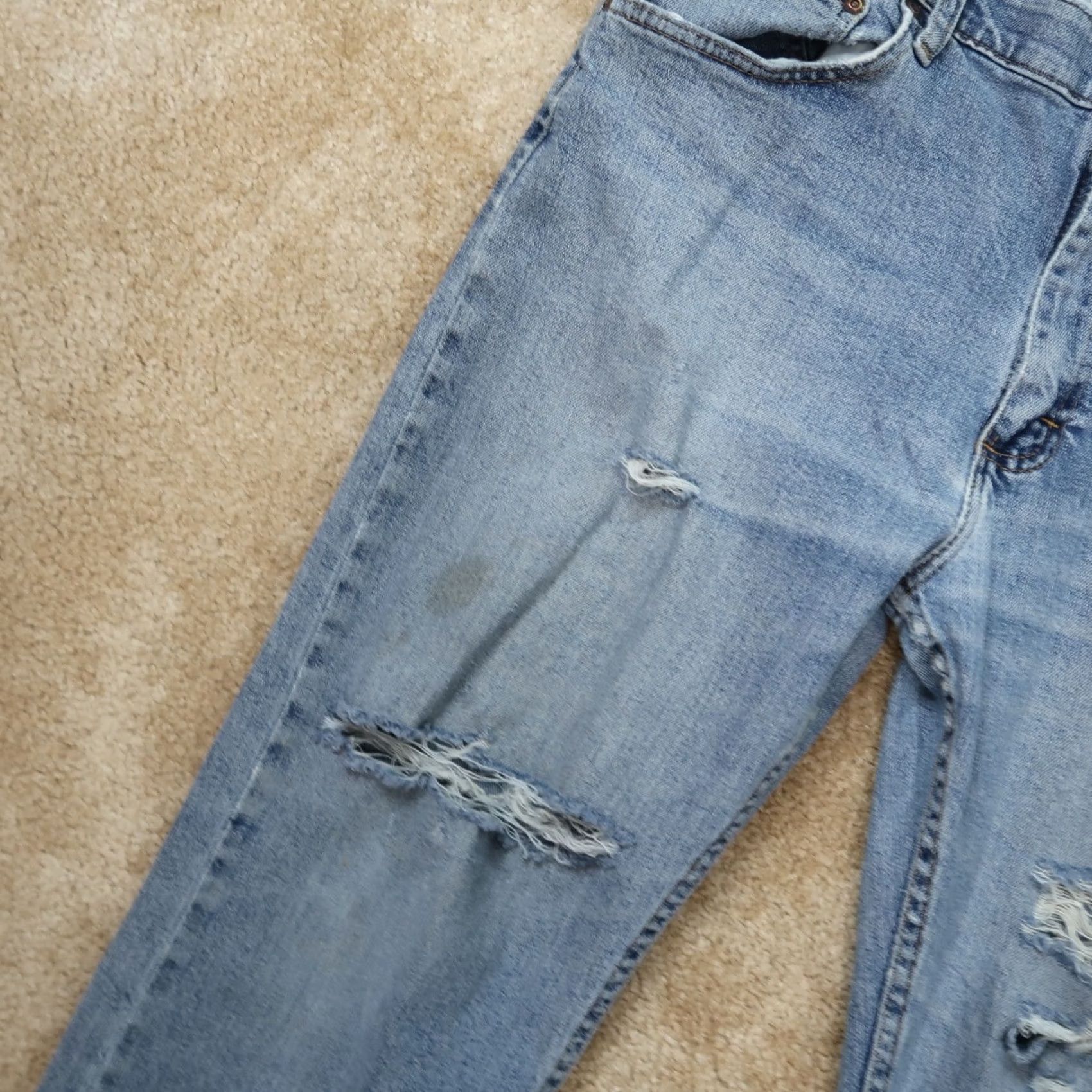 Wrangler Wrangler Jeans Men’s 34x30 Regular Straight Denim Distressed Blue Cotton 5-Pocket Wrangler Straight Size US 34 / EU 50 - 2 Thumbnail