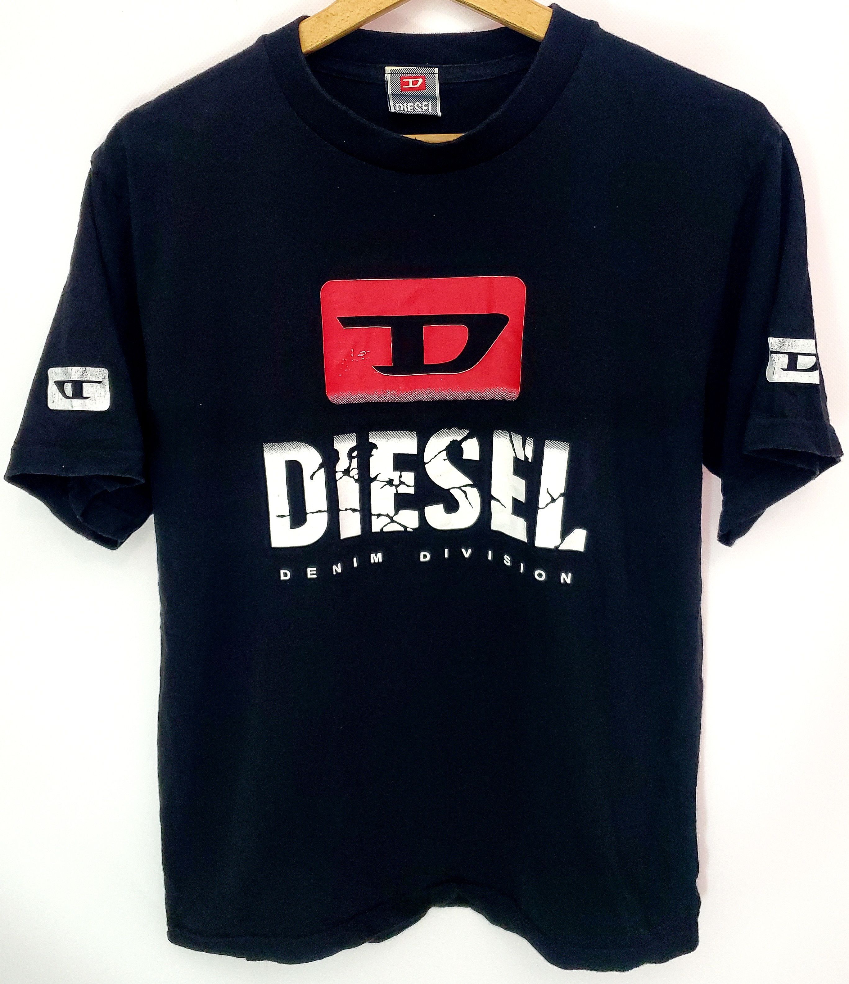 Diesel × Vintage Vintage 90s Diesel Big Logo T Shirt RARE y2k size M Size US M / EU 48-50 / 2 - 1 Thumbnail