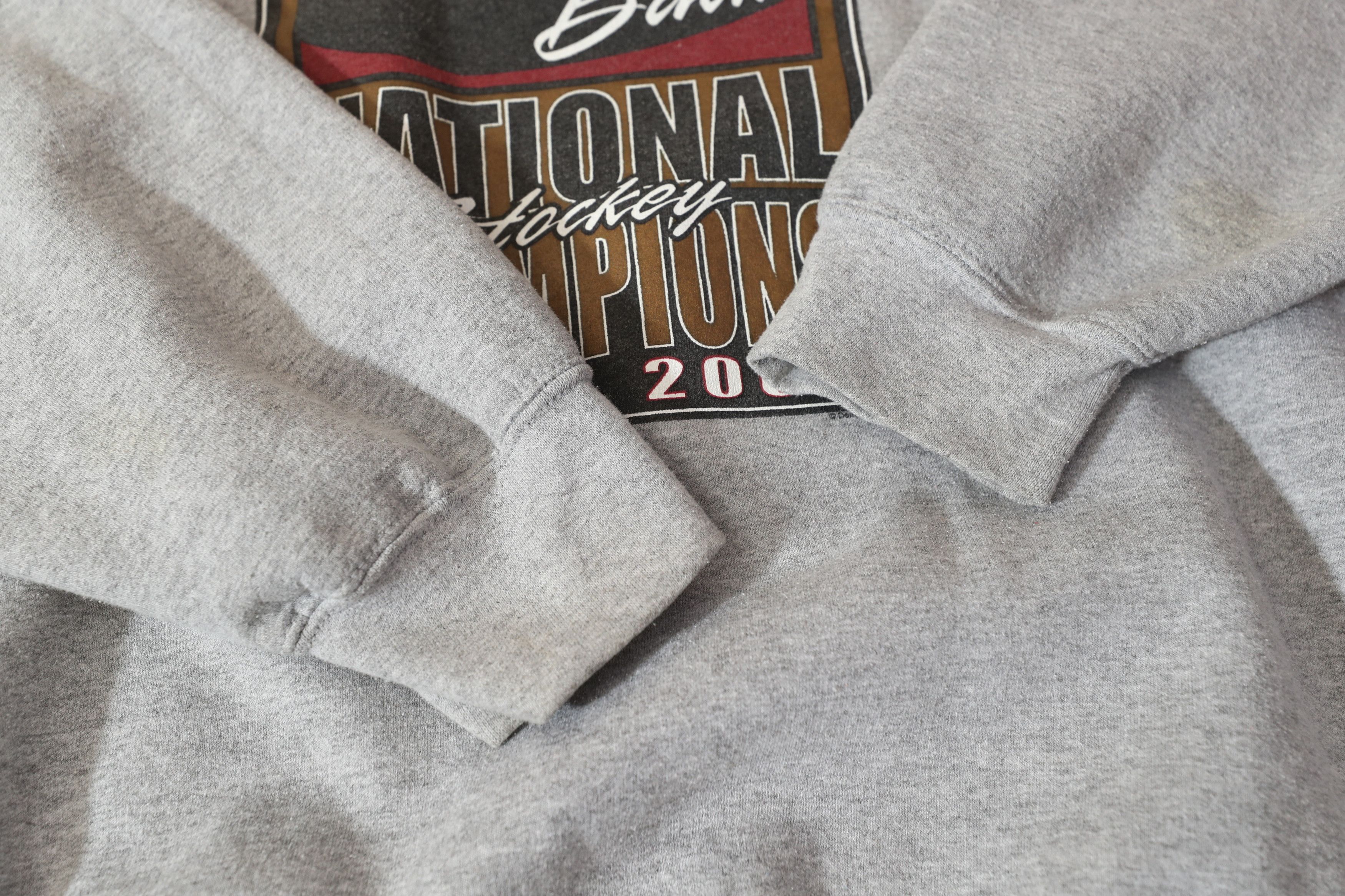 Gildan Pioneer Hockey Back to Back National Champs 04 & 05 (XXL) Size US XXL / EU 58 / 5 - 9 Thumbnail