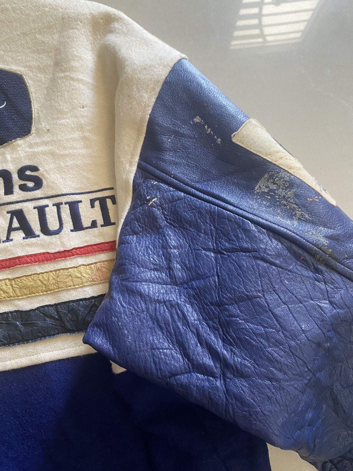 Sports Specialties Vintage Rothmans Racing Williams Renault Jacket Size US M / EU 48-50 / 2 - 19 Thumbnail