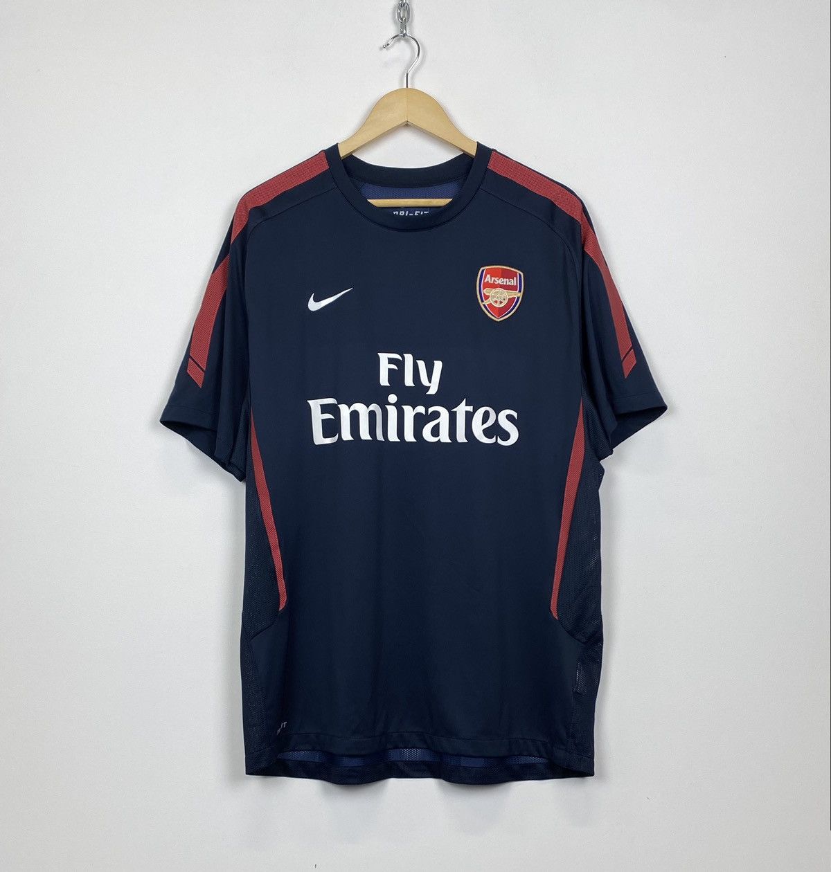Nike Vintage Nike Arsenal Soccer Jersey Football Shirt Size XL Size US XL / EU 56 / 4 - 1 Thumbnail