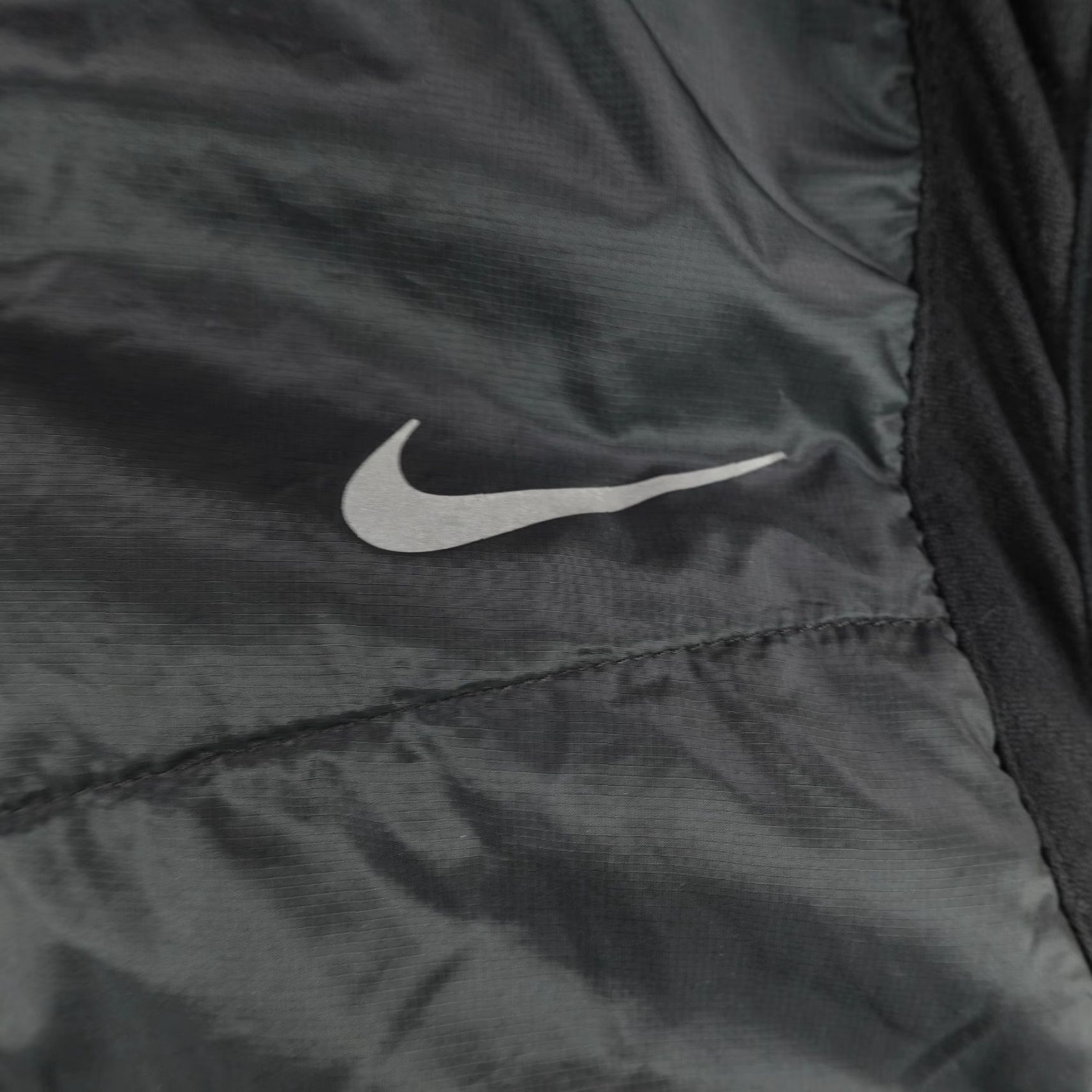 Nike VINTAGE Nike Vest Womens Large Black Polyfill Windbreaker Zip? Size L / US 10 / IT 46 - 3 Thumbnail