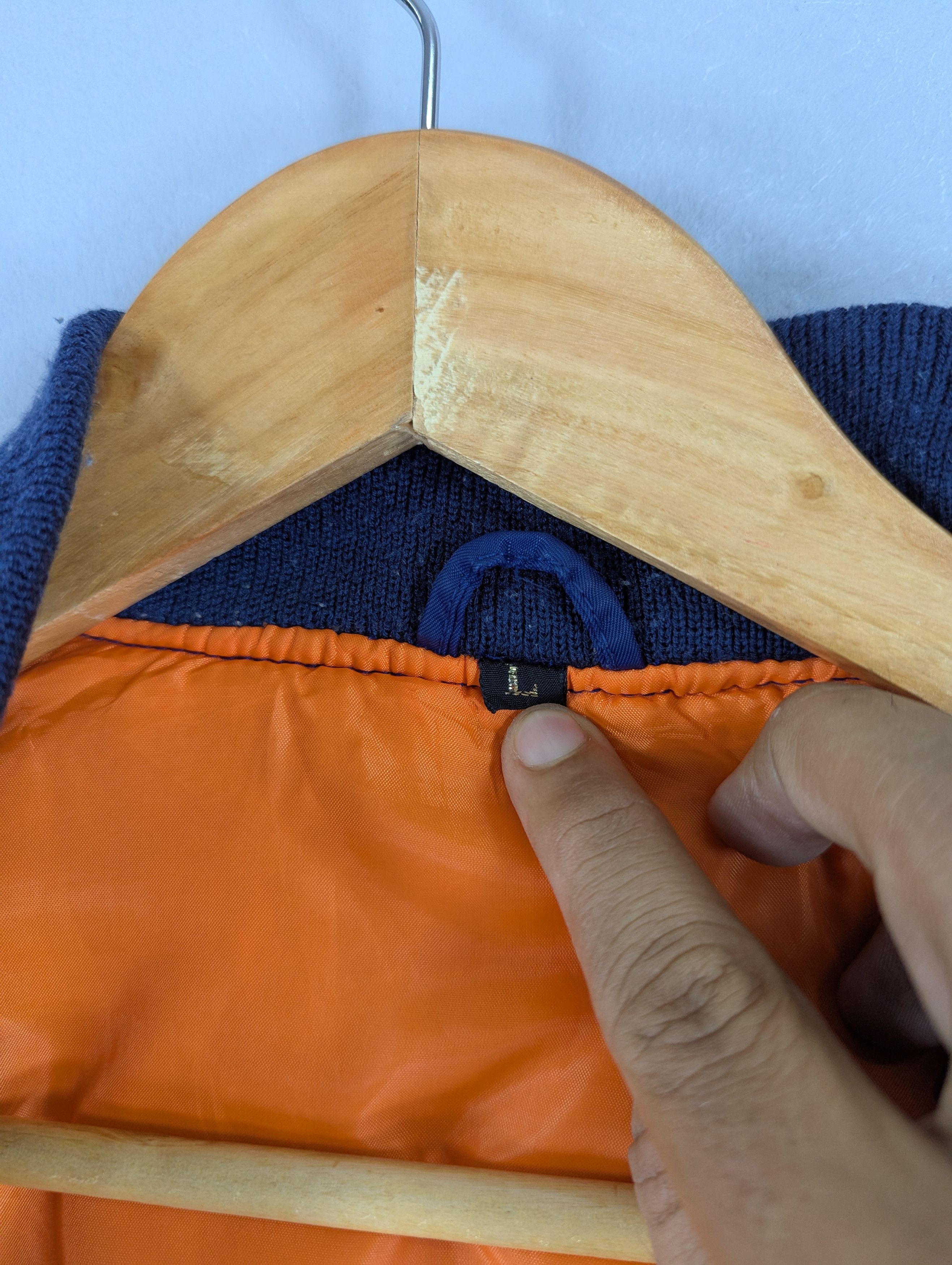 Japanese Brand Vintage 90s Suntory Coffee Boss Bomber Flight Jacket Size US L / EU 52-54 / 3 - 12 Thumbnail