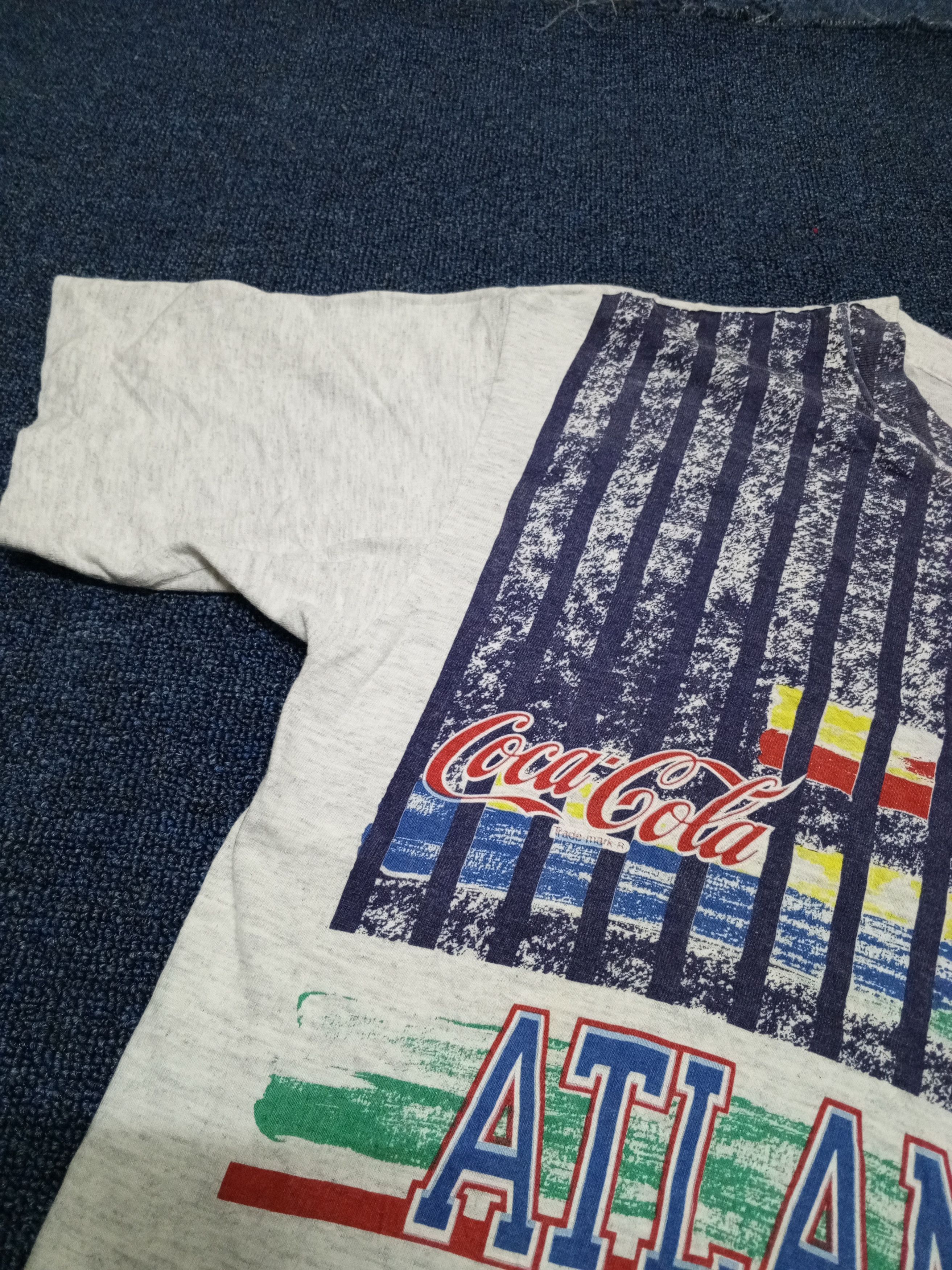 Coca Cola × Vintage 🔥COCA-COLA VINTAGE 1993 FULLPRINT🔥 Size US L / EU 52-54 / 3 - 6 Thumbnail
