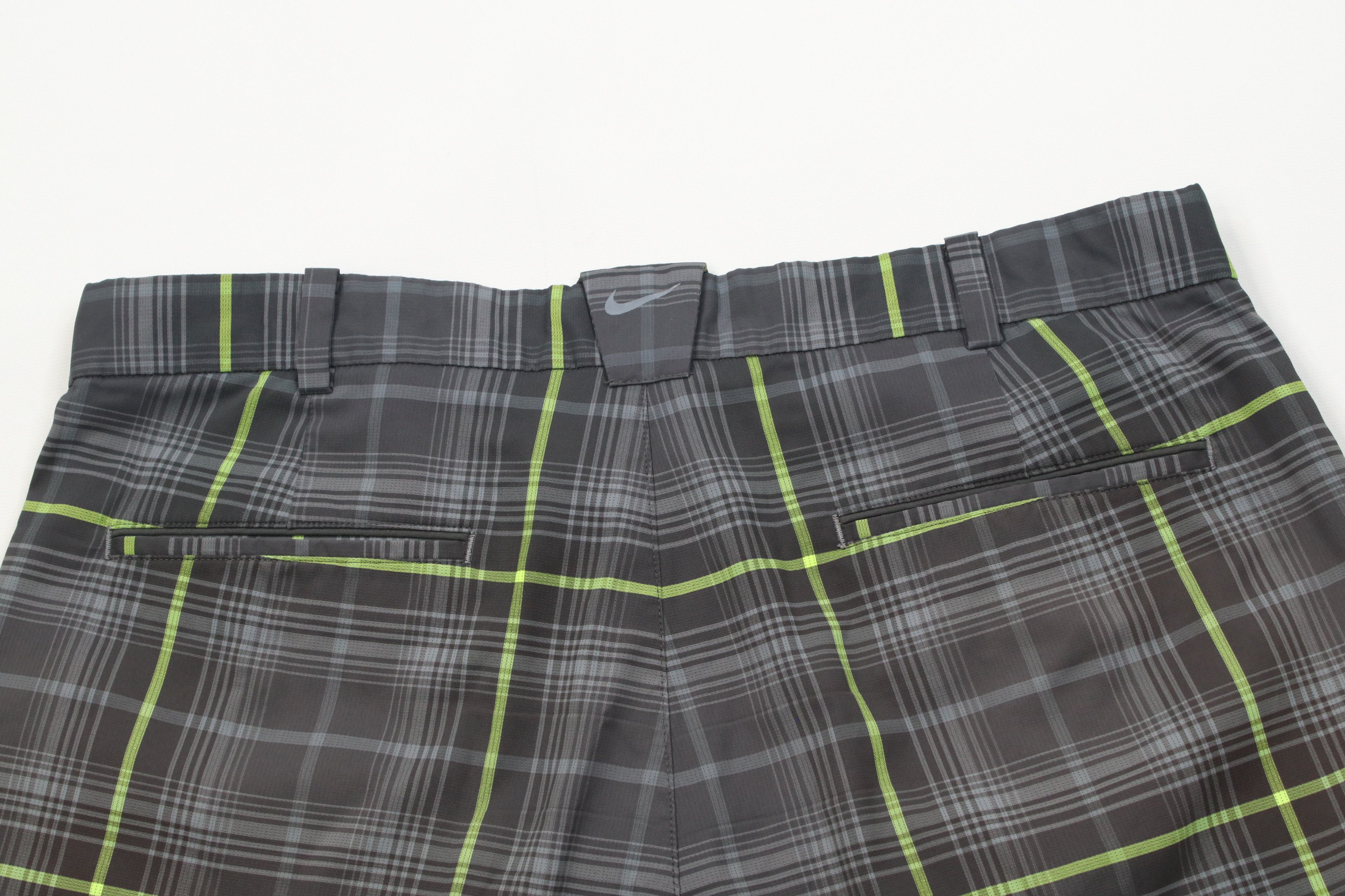 Nike Nike Golf Tech Golfing Chino Shorts Gray Plaid Polyester Size US 34 / EU 50 - 9 Thumbnail