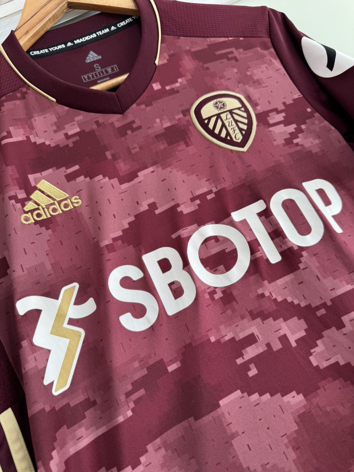 Adidas Leeds United 2020-2021 Third Soccer Jersey Football Shirt Size US S / EU 44-46 / 1 - 5 Thumbnail