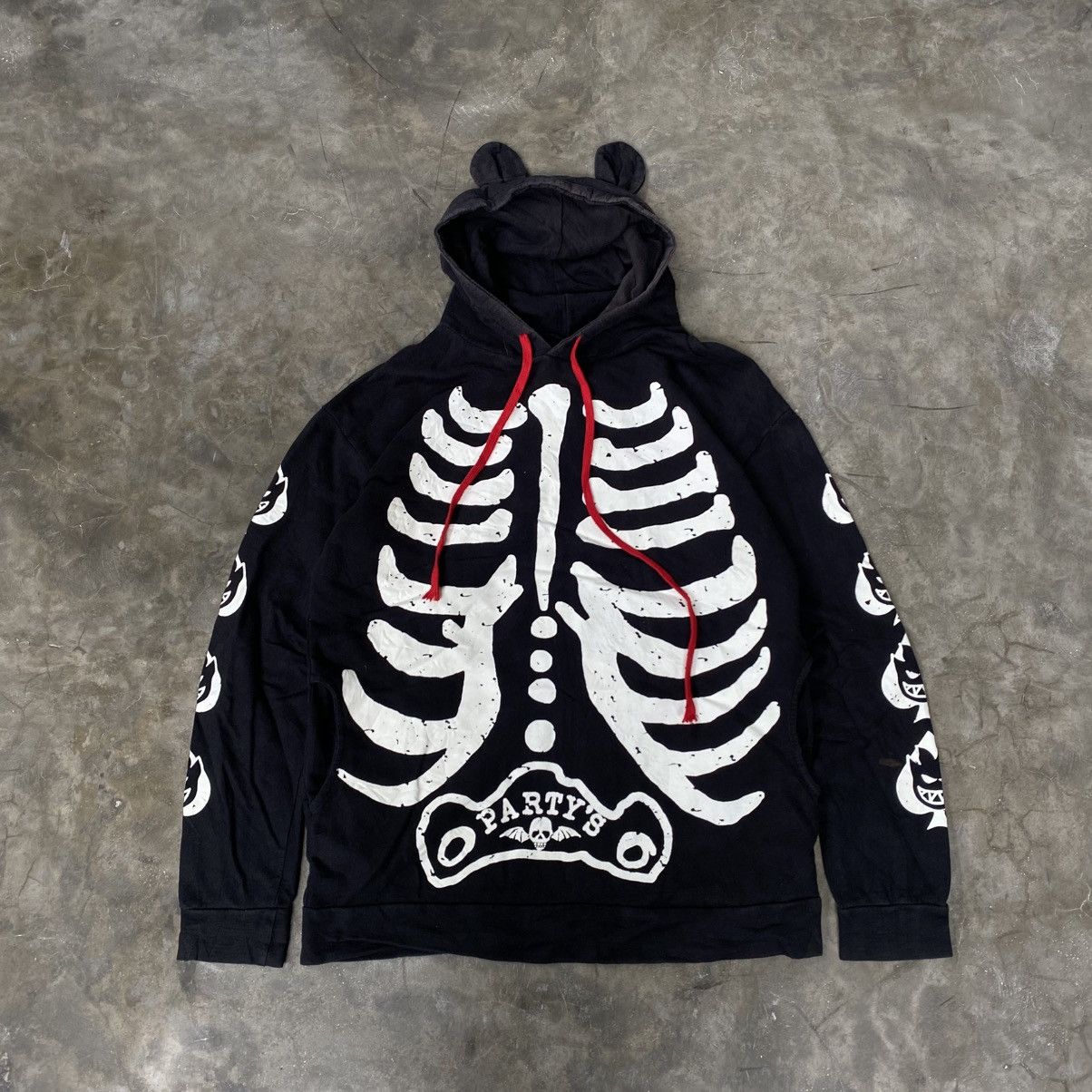 Japanese Brand 2000s Party's Skeleton Graphic Small Ears Y2K Style Hoodie Size US M / EU 48-50 / 2 - 1 Thumbnail