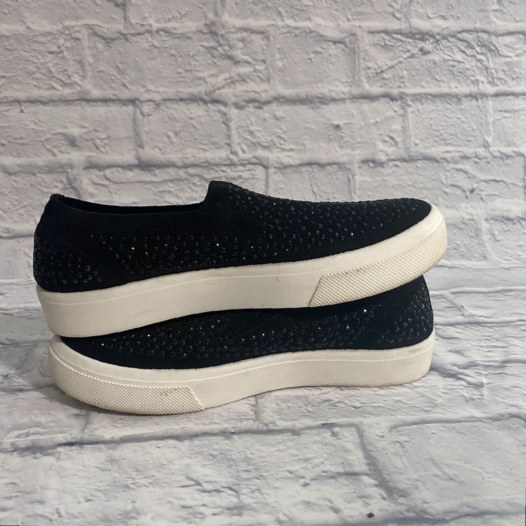 SKECHERS Skechers Poppy Studded Affair 73913 Slip On Knit Sneakers Women's Sz 7.5 Black Size US 5 / IT 35 - 6 Thumbnail