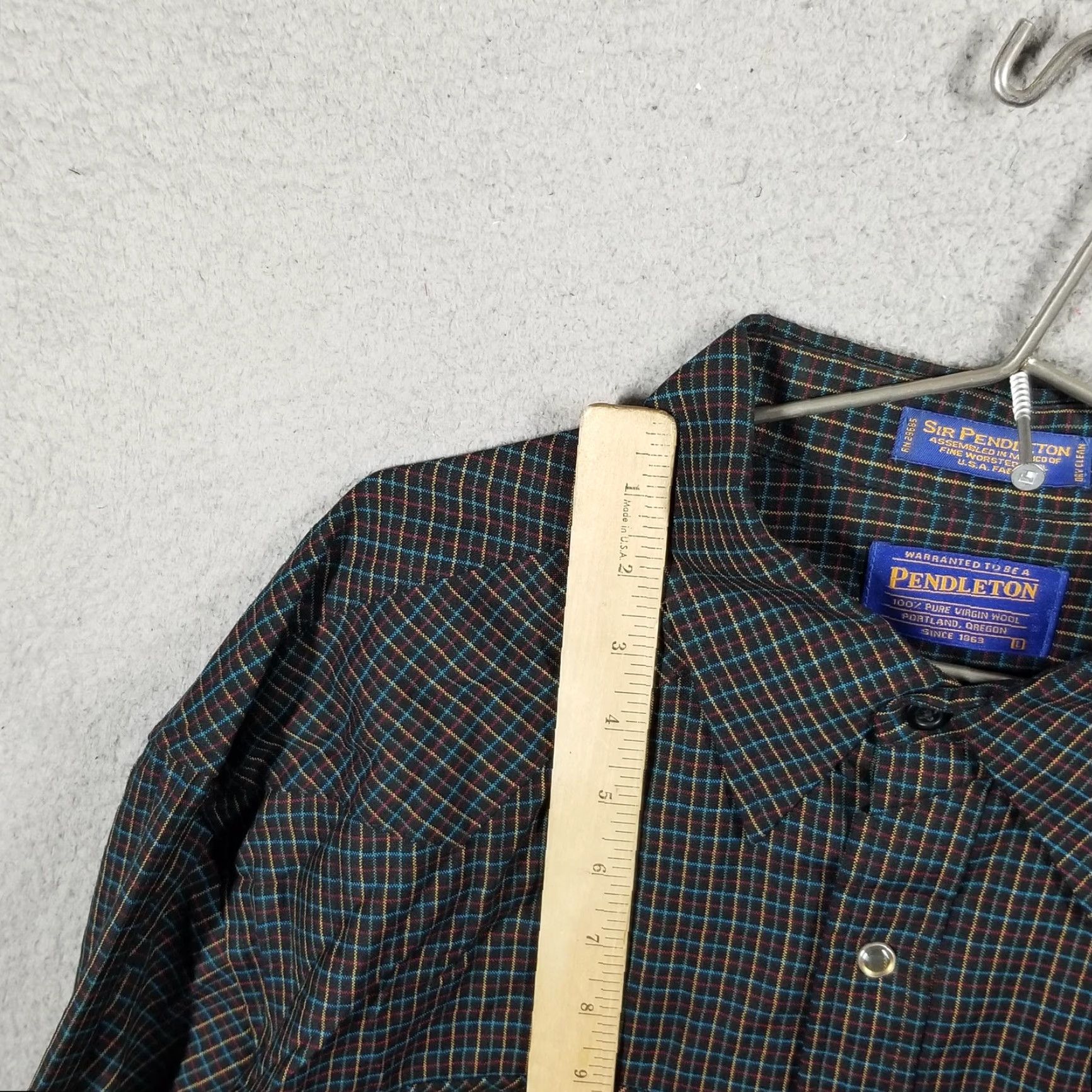 Pendleton VINTAGE Pendleton Wool Western Shirt Men’s Large Long Sleeve Plaid check 100% Wool Outdoor Casual Size US L / EU 52-54 / 3 - 3 Thumbnail