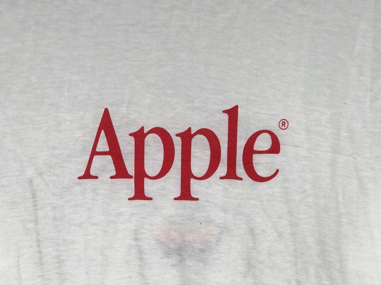 Apple × Vintage vintage apple macintosh computer technology Size US L / EU 52-54 / 3 - 6 Thumbnail