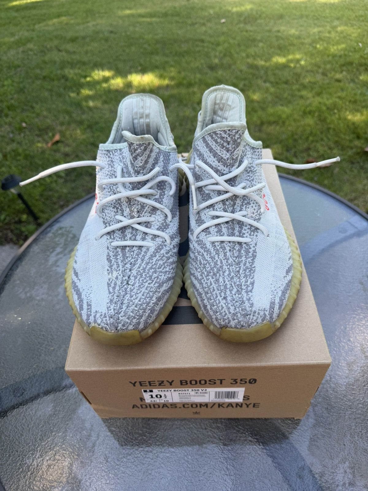 Adidas Adidas Yeezy Boost 350 V2 Blue Tint 2017 Size US 10.5 / EU 43-44 - 4 Thumbnail