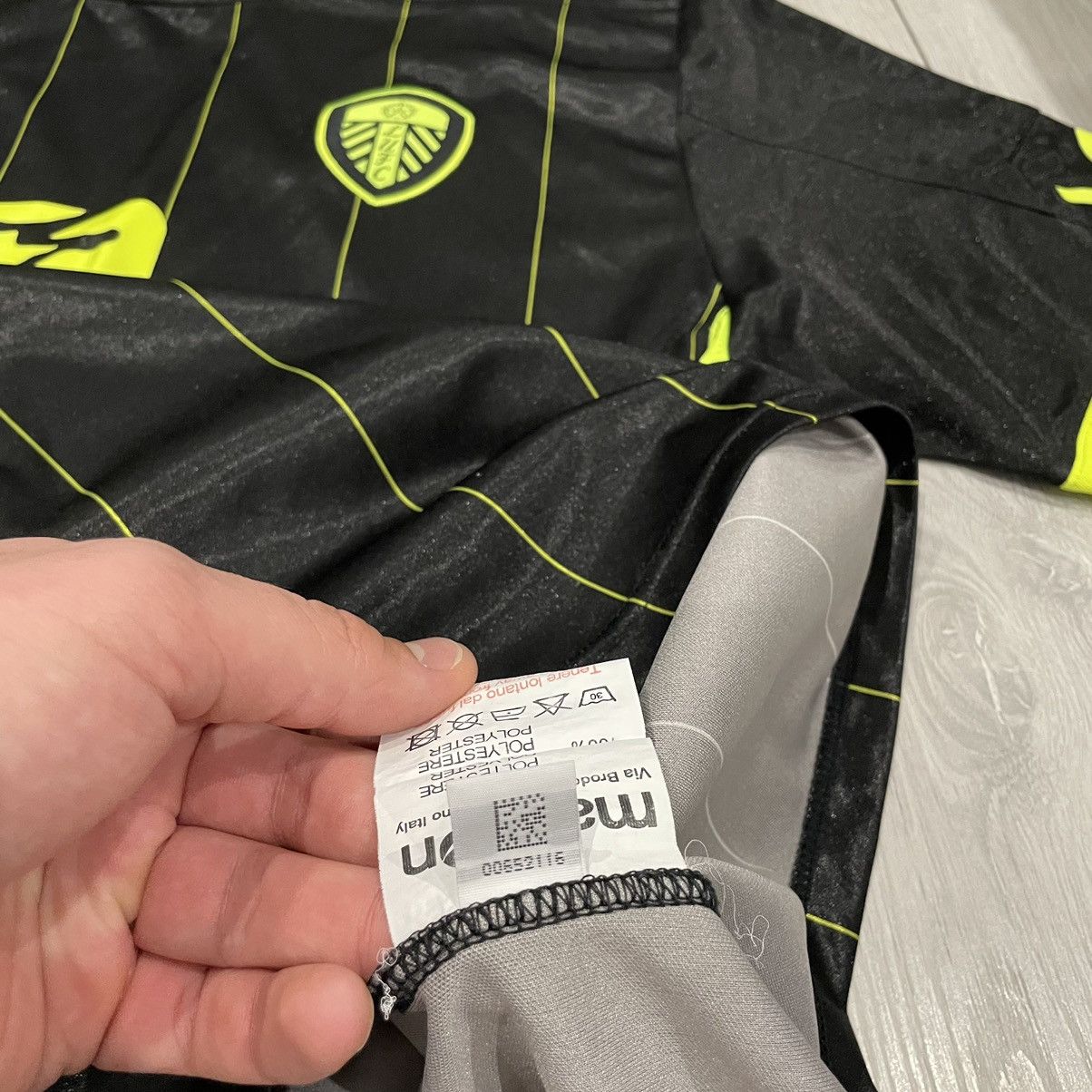 Umbro × Vintage Leeds United macron Jersey ENTERPRISE INSURANCE tee shirt Size US XL / EU 56 / 4 - 4 Thumbnail