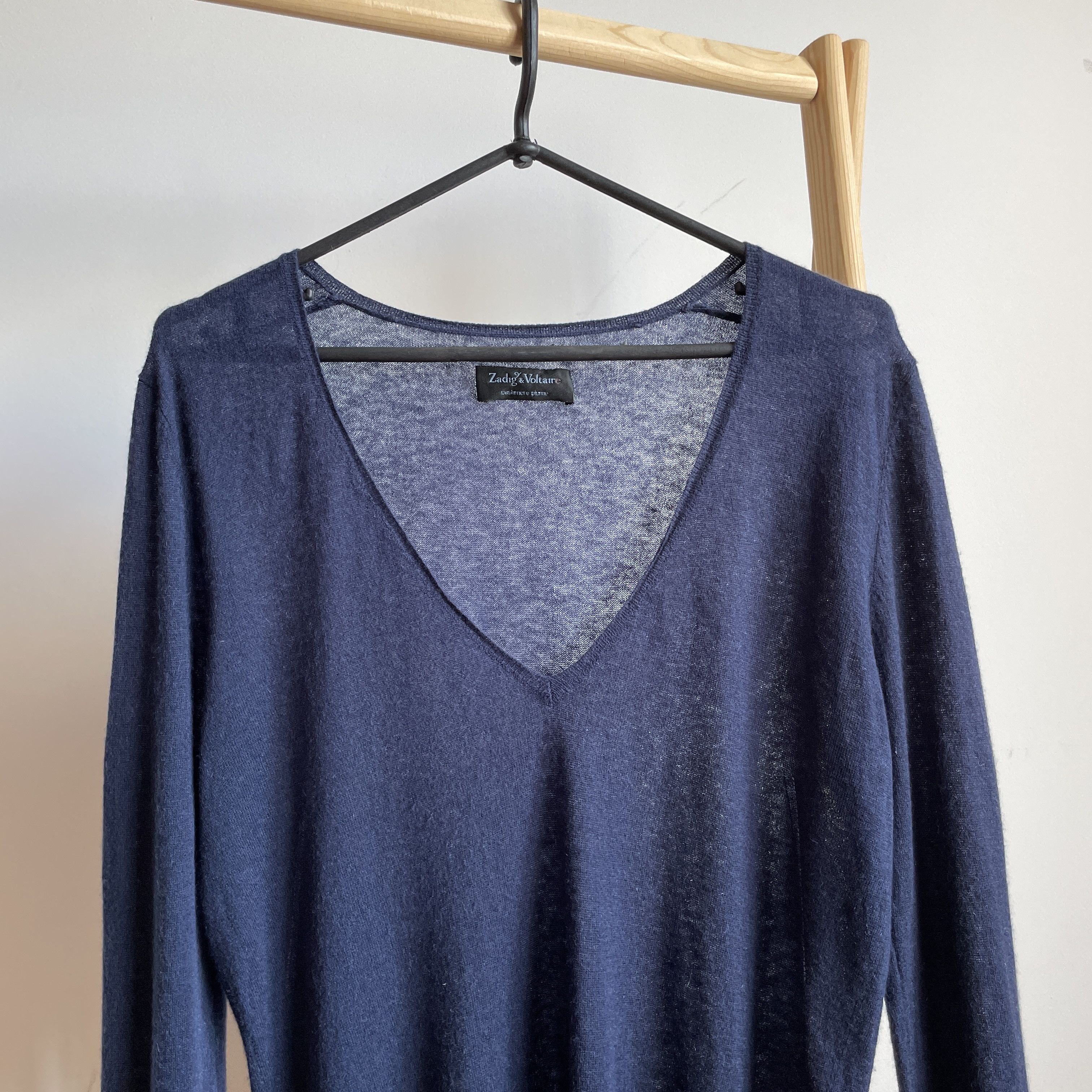Zadig & Voltaire Zadig & Voltaire Womens Apple CP Cashmere V-Neck Sweater Size M / US 6-8 / IT 42-44 - 3 Thumbnail
