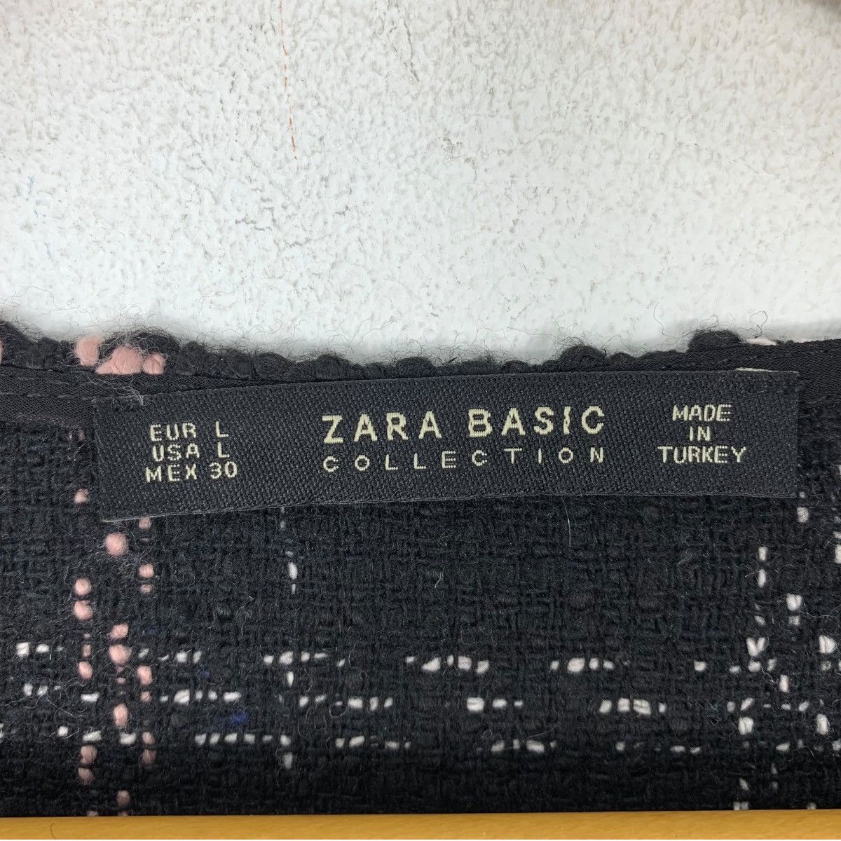 Zara ZARA Basic Collection Crewneck Long Sleeve T-Shirt Size L / US 10 / IT 46 - 4 Thumbnail