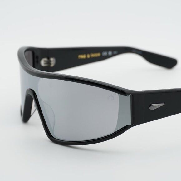 Rag & Bone Rag & Bone RNB6003/S 0807 T4 Sunglasses Black Shield Frame Size ONE SIZE - 2 Thumbnail