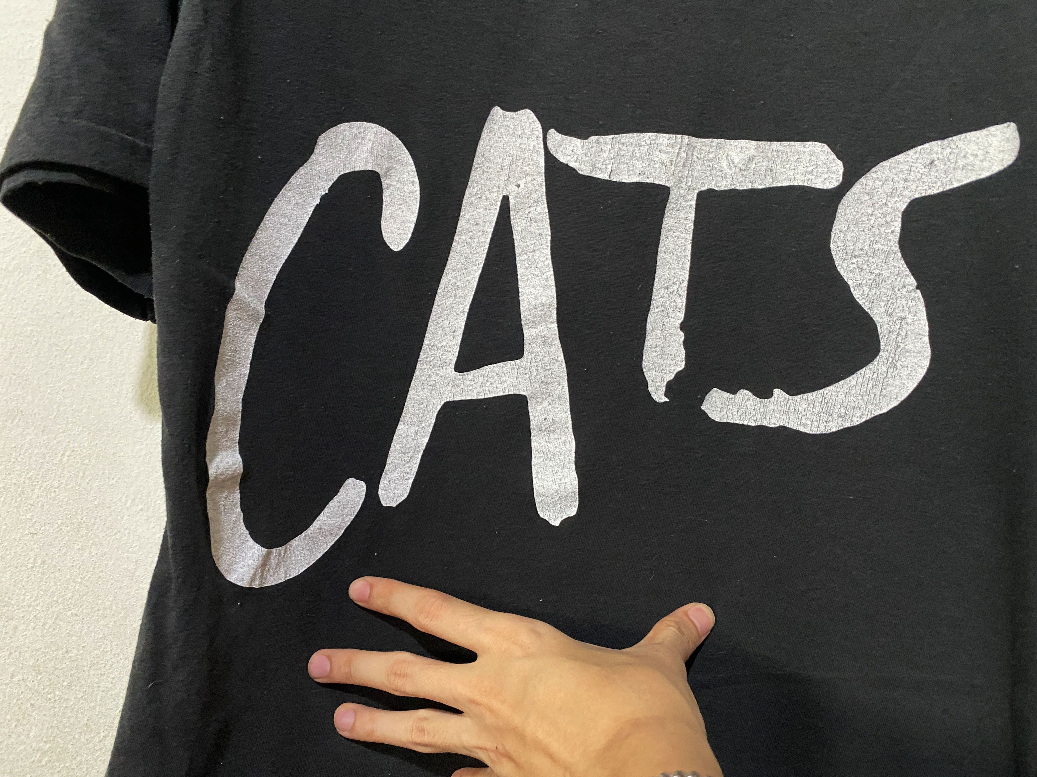 Vintage Vintage 80s Cats Andrew Lloyd Webber Shirt Size US M / EU 48-50 / 2 - 2 Thumbnail