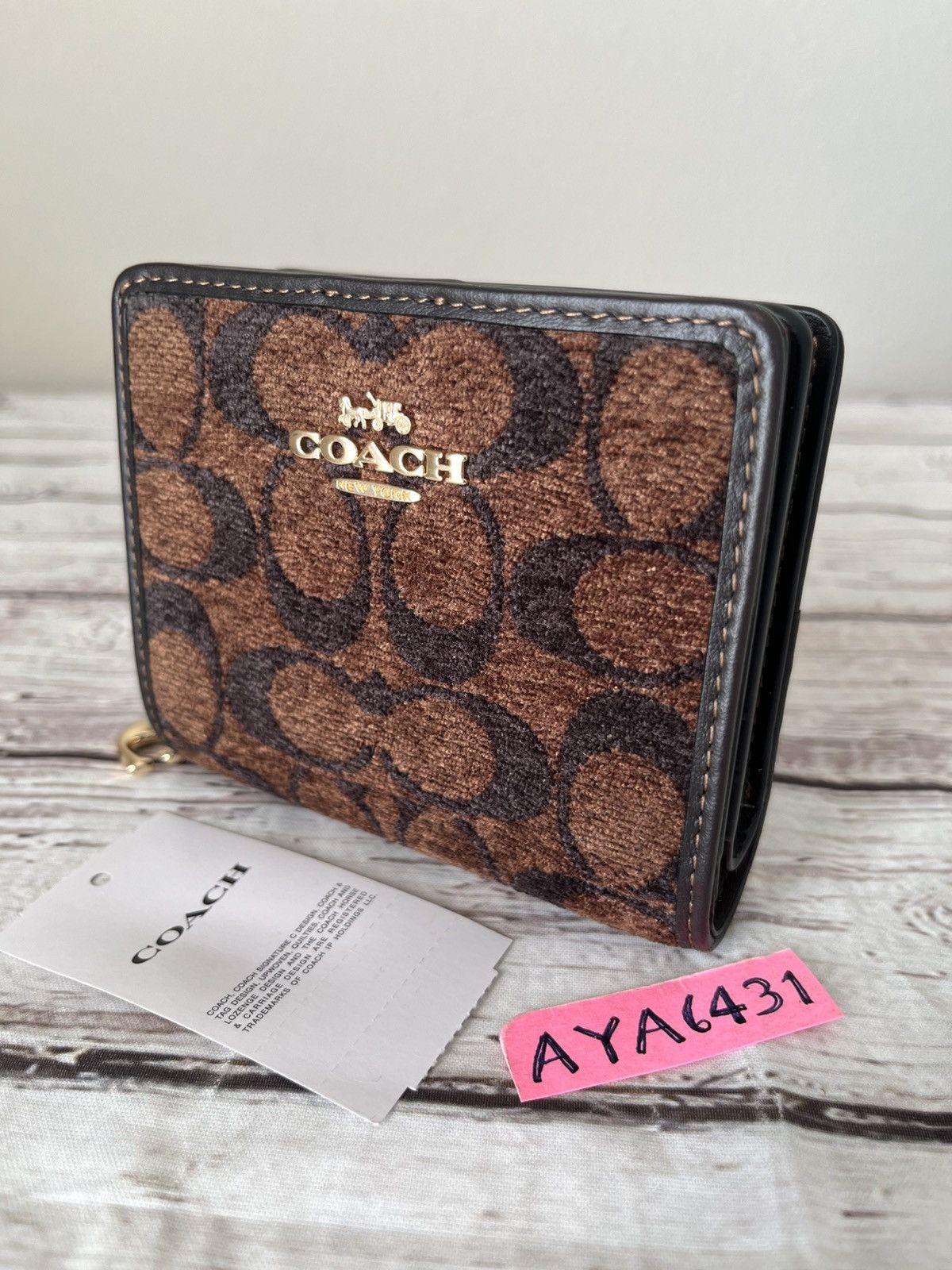 Coa Snap Wallet In Signature Chenille