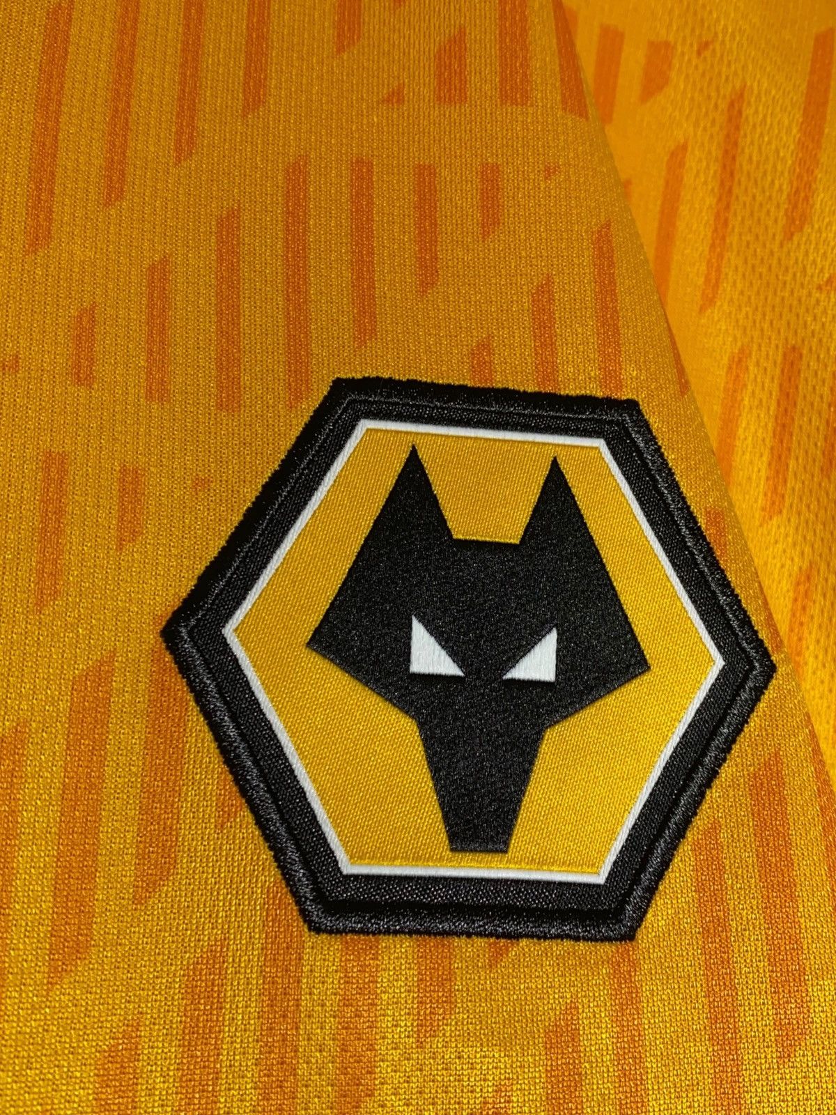Adidas Adidas FC Wolves Wolverhampton 2020 Home Football Shirt Size US M / EU 48-50 / 2 - 7 Thumbnail