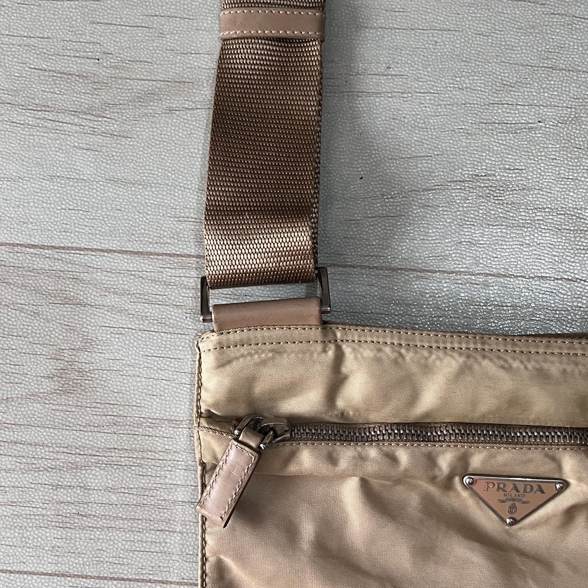 Prada × Vintage Vintage prada nylon slingbag Size ONE SIZE - 6 Thumbnail