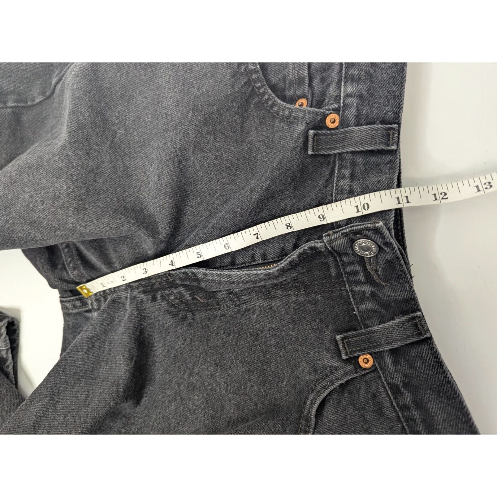 Levi's VINTAGE Levi's 550 Jeans Mens 30x32 Black Denim Relaxed Fit Straight 30in Inseam 28in Waist Grunge City Skate N/A Size US 30 / EU 46 - 7 Thumbnail