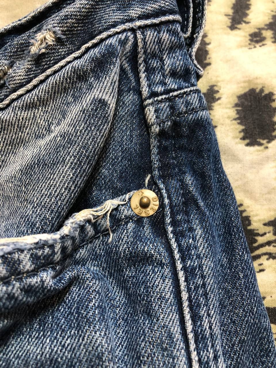 Diesel Jean Shorts Denim Distressed Hip Hop Grunge Jorts Y2K Size 29" - 13 Thumbnail